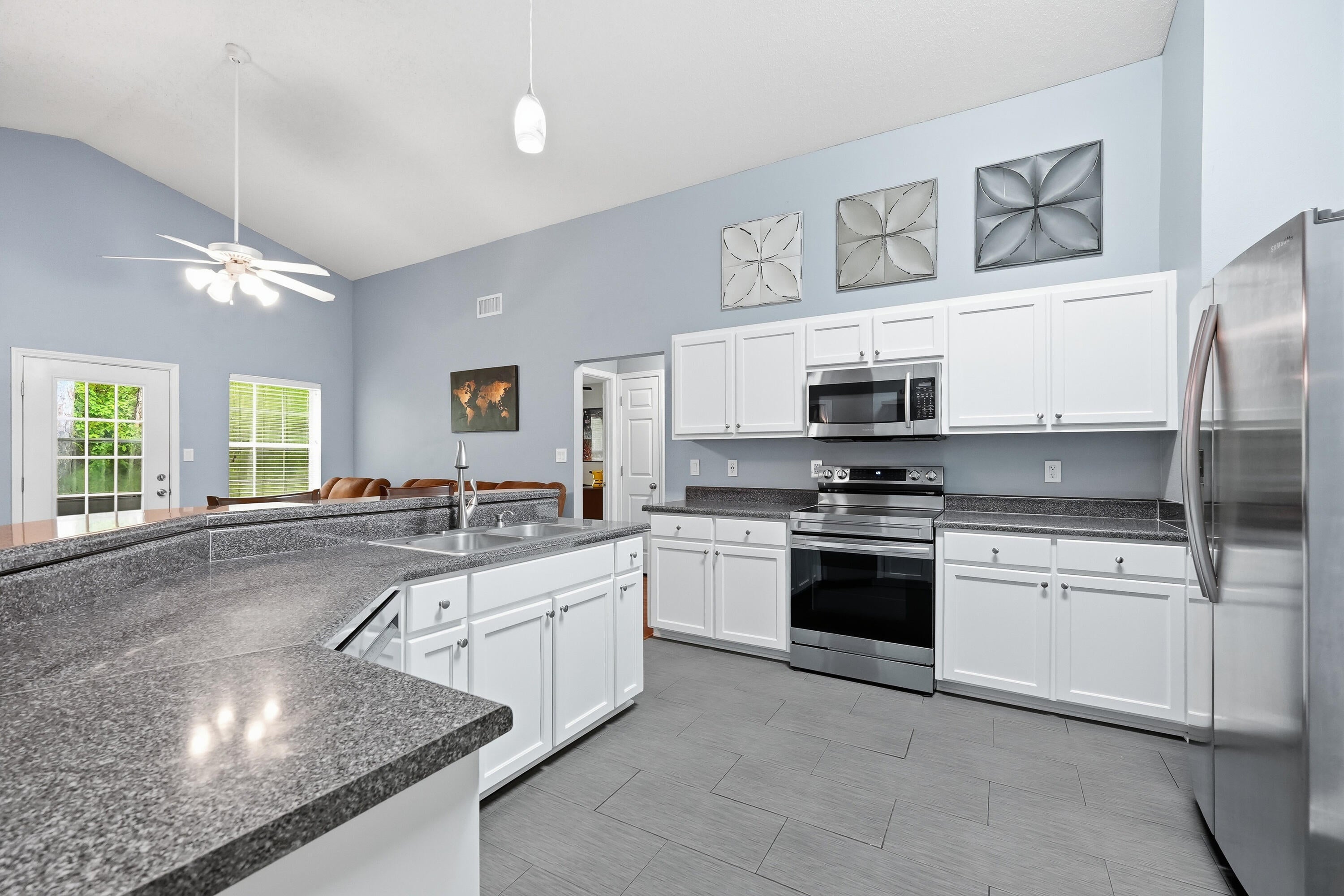 HAMPTON RIDGE ESTATES 1ST ADD - Residential