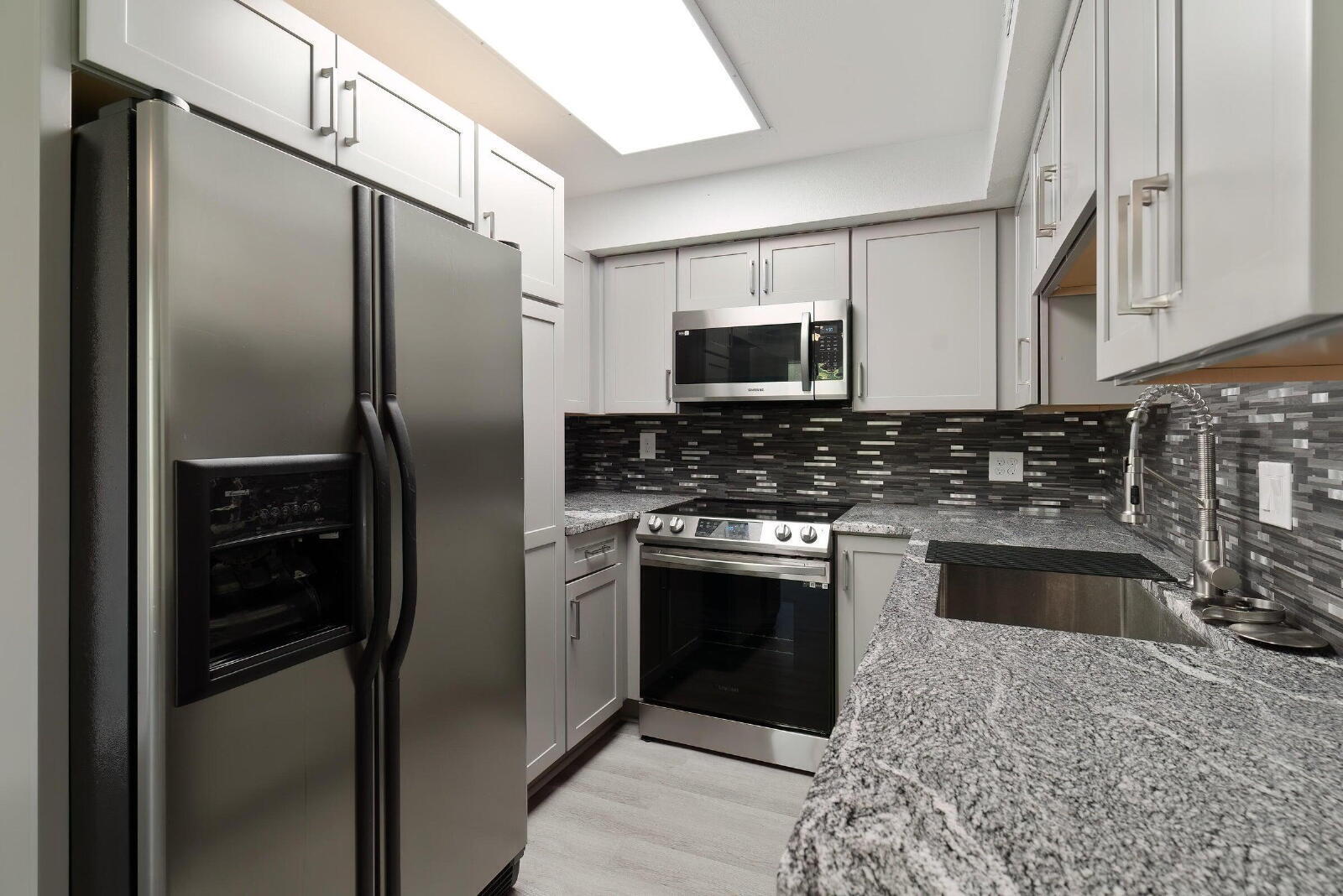 Fountainhead - Residential Lease