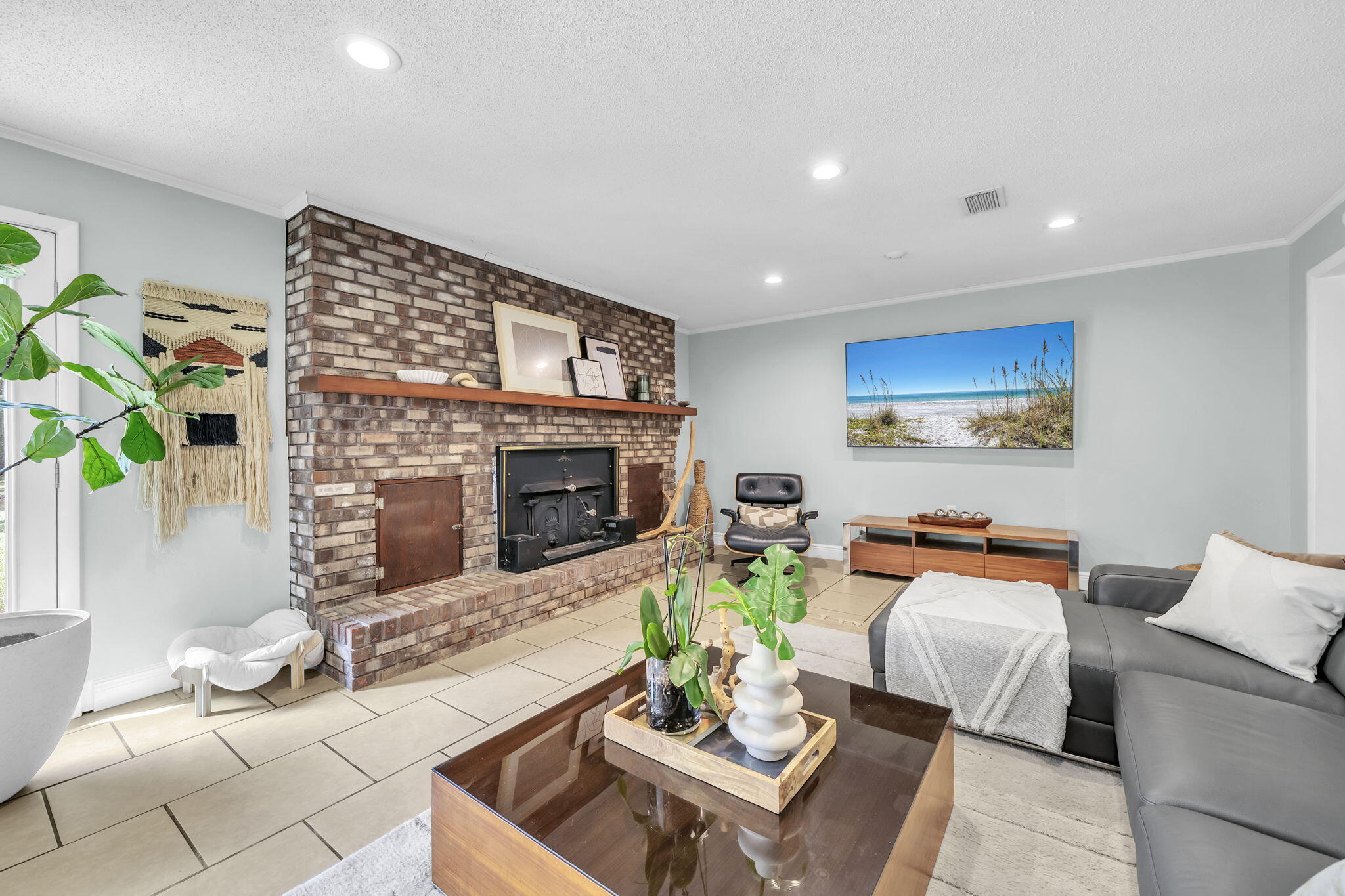 LAIRDS - Residential