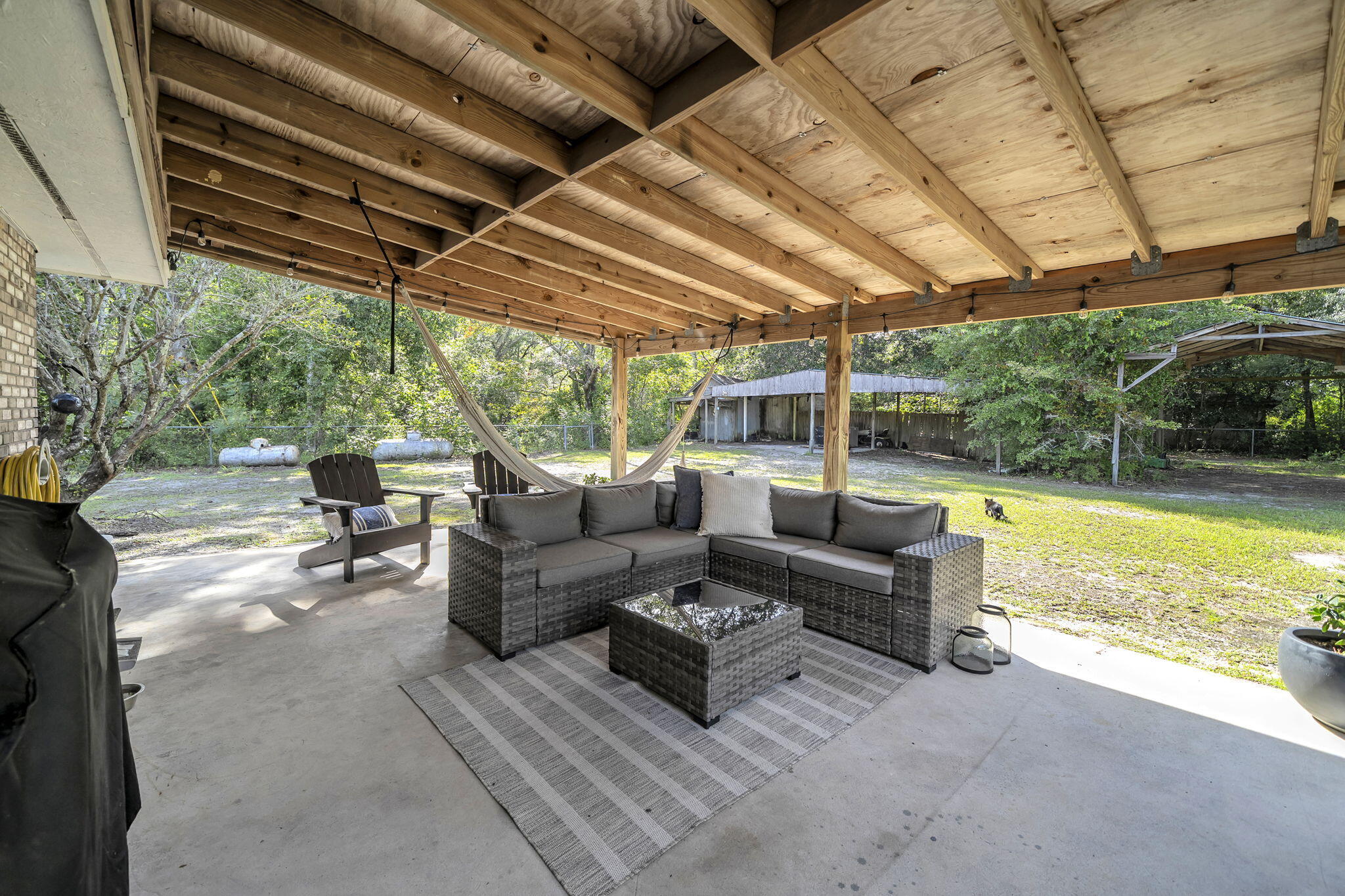 LAIRDS - Residential