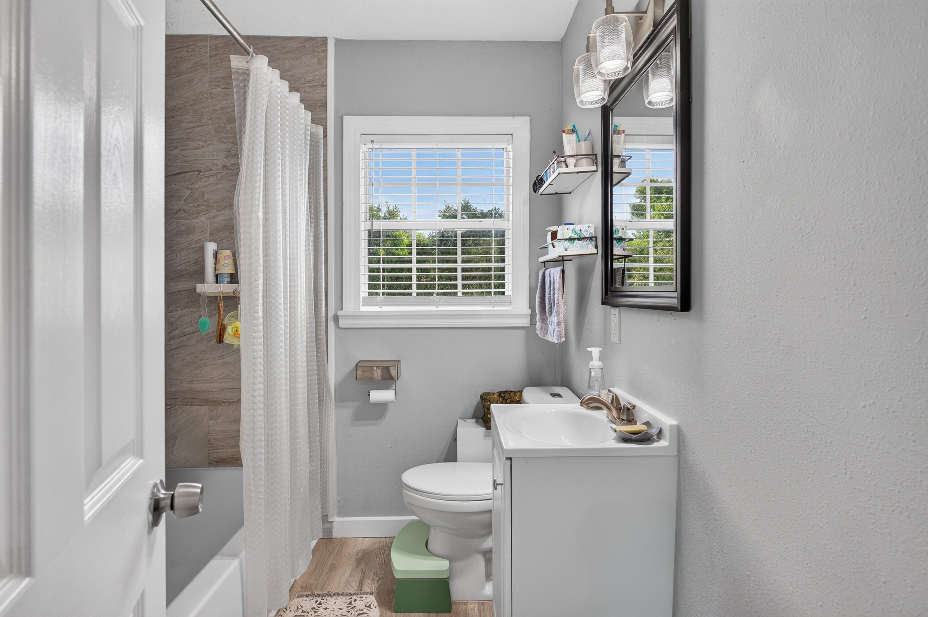 AERO VISTA 2ND ADDN - Residential