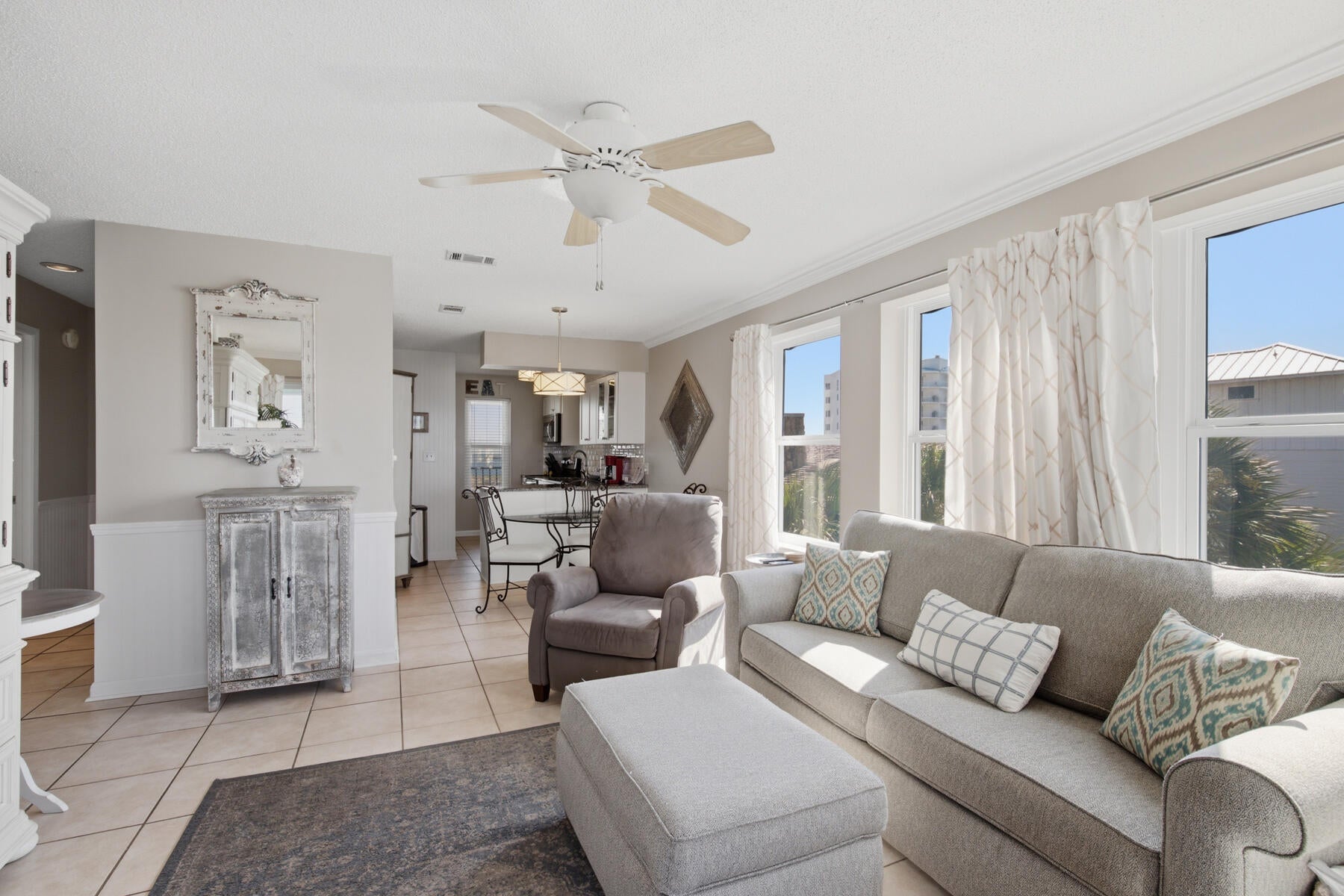 POOLSIDE VILLAS CONDO - Residential