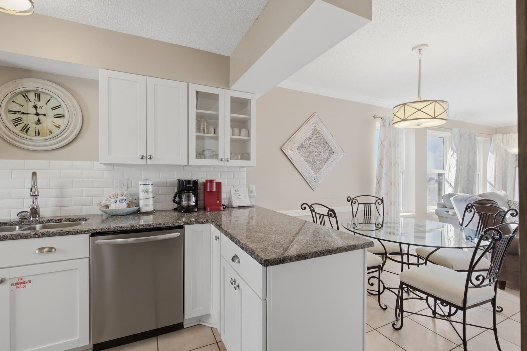POOLSIDE VILLAS CONDO - Residential