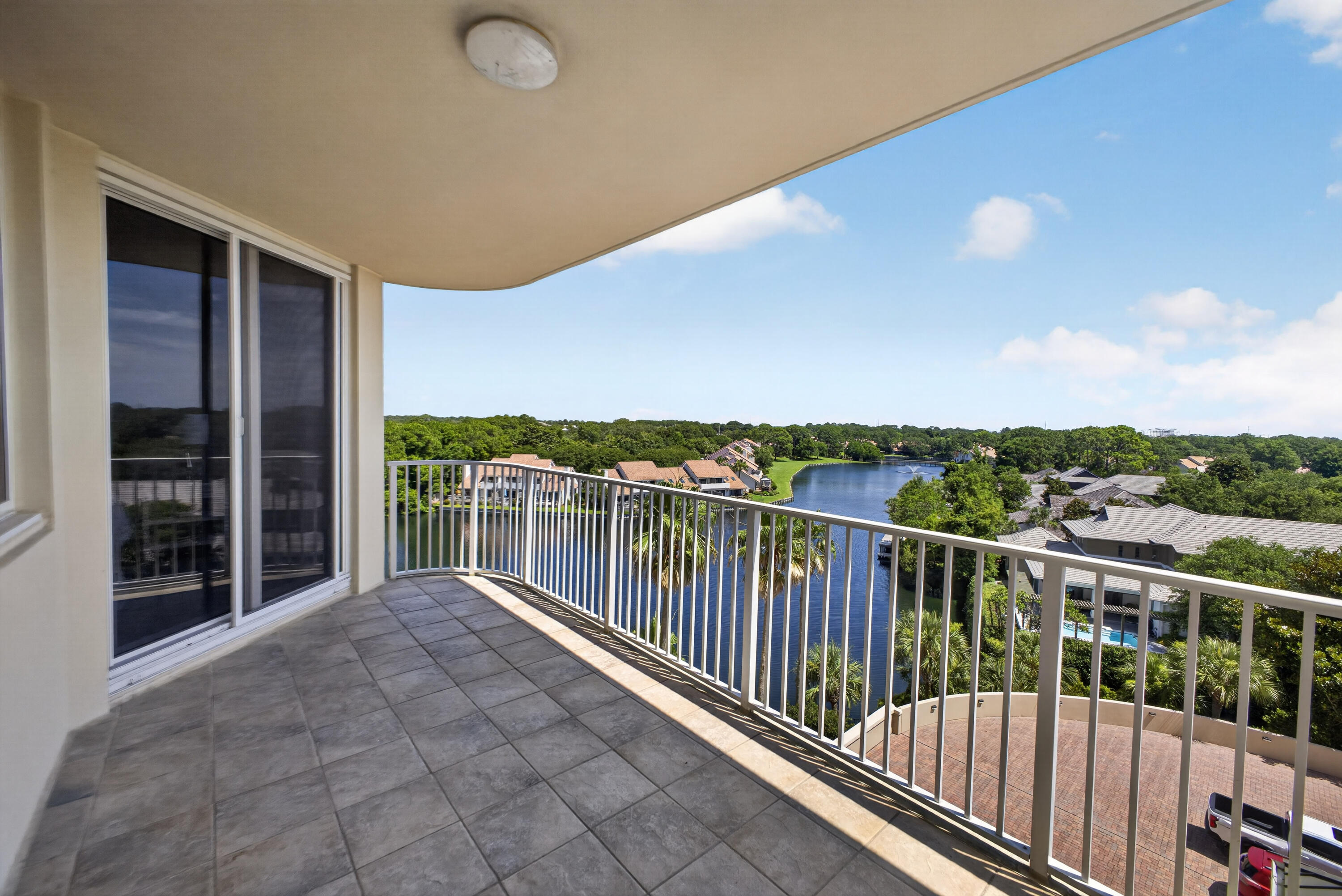 ONE BEACH CLUB DRIVE - Residential