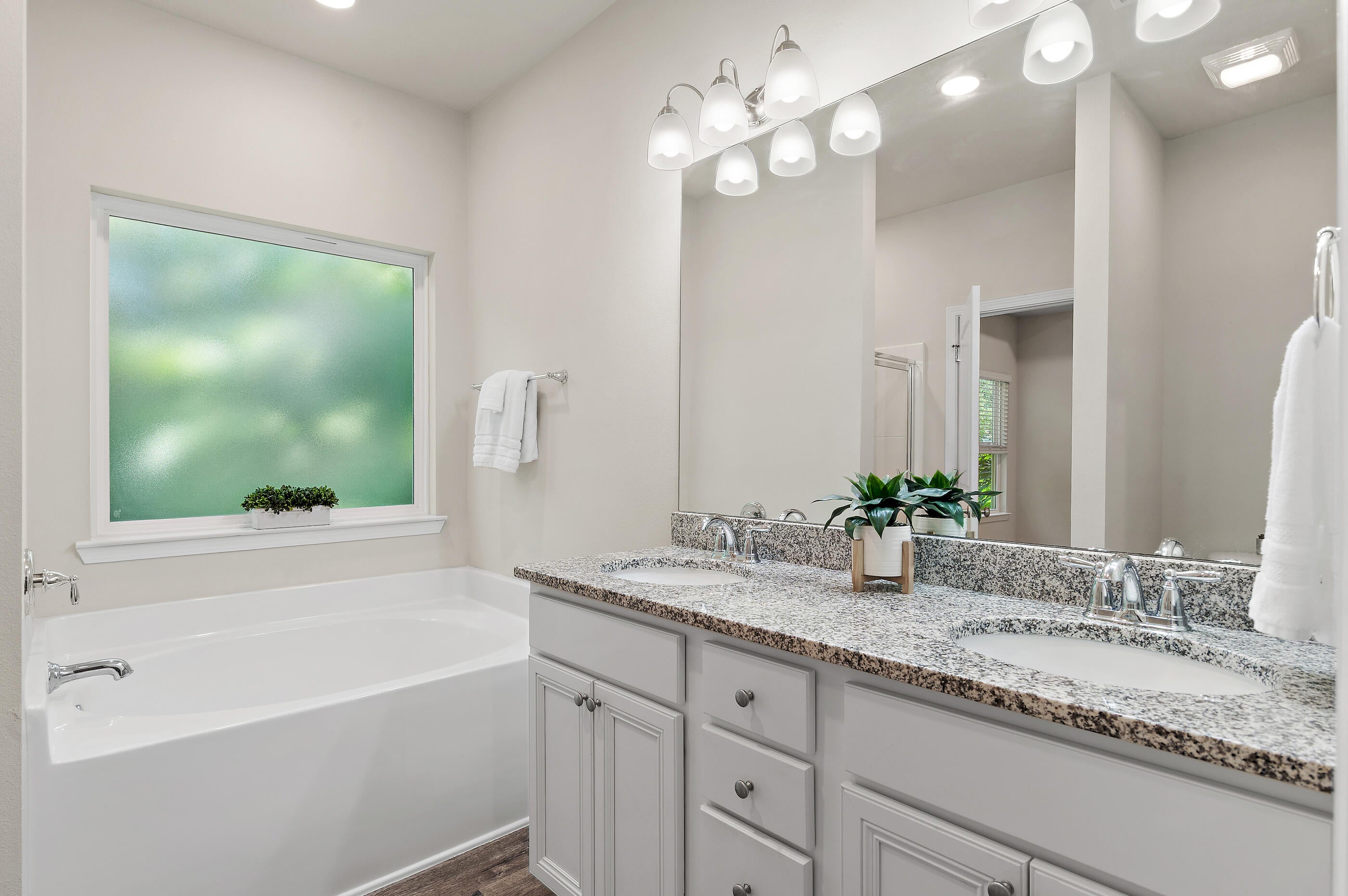 SOUTHERN PINES - Residential