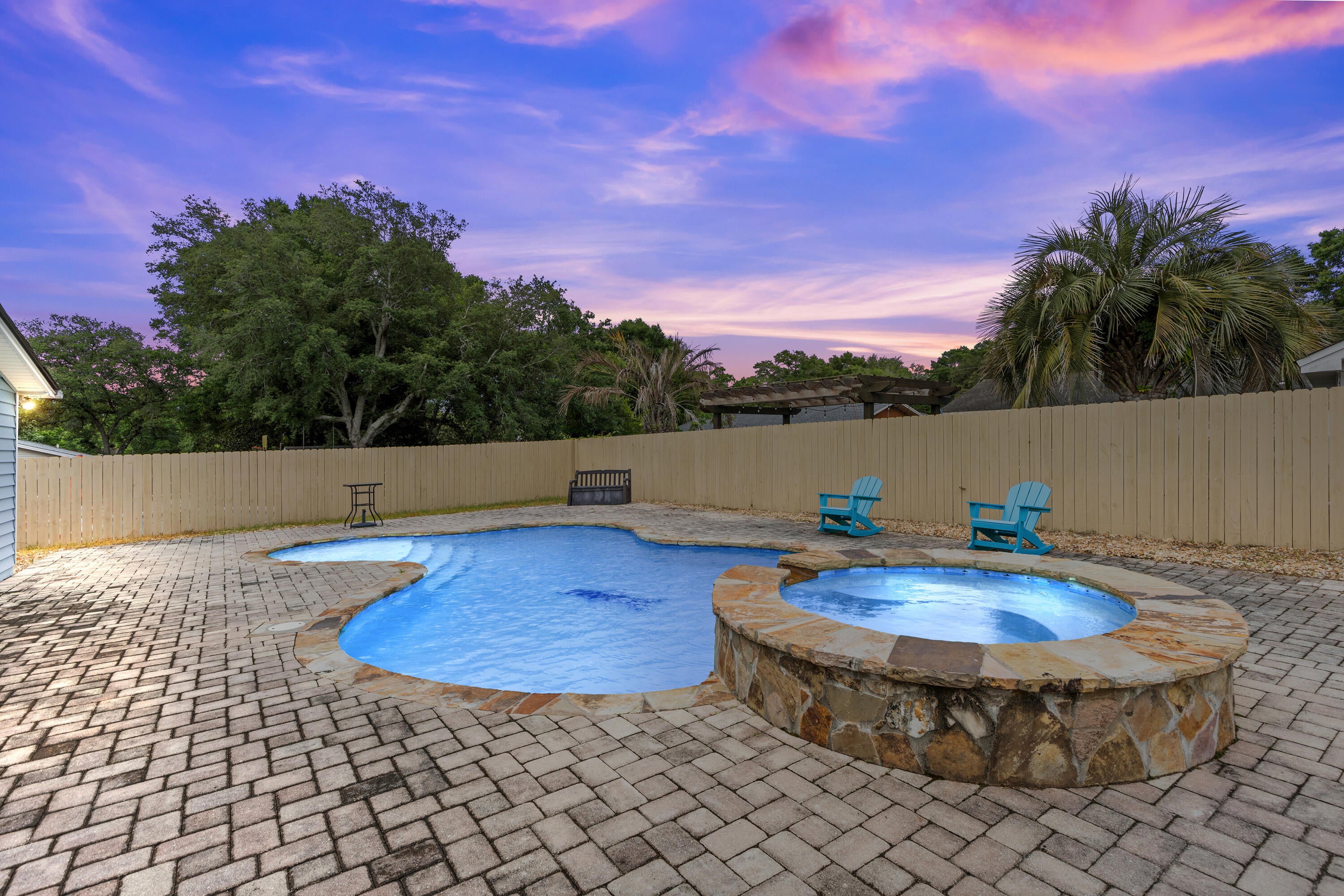 Niceville Gem!  NO HOA FEES!
Home With Heated Pool & Hot Tub! 
Spacious 4 bedroom, 3 bathroom Home in the heart of town. Close to shopping, dining, gym & more. Not far from Eglin AFB (Approx, 9 Miles). Features 2 living areas & several upgrades. 2026 Updated Kitchen with all new countertops and cabinets, A NEW-ROOF -2024, Gunite pool w/ hot tub -2019, New Electrical sub-panel -2024 -All New Windows -2013, Generac generator -2021. All new ceiling fans & dishwasher -2024,  HVAC -2019 with new ductwork & new interior/exterior units, Kitchen refrigerator -2023, Upgraded bamboo floors -2019, Updated 2 bathrooms, All new siding -2019, Fence - 2021. W/D incl. upon written request. A truly meticulously maintained home. All on a large, quarter of an acre lot with a huge pool patio Disclaimer: The listing agent believes that the information provided is accurate and true, the buyer and/or buyers agent should verify all pertinent details related to this property, including but not limited to parcel dimensions, acreage, school zone, zoning, land-use, and any other information that may affect the buyers decision to purchase this property.
