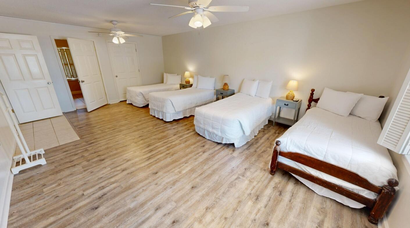 HOLIDAY ISLE - Residential