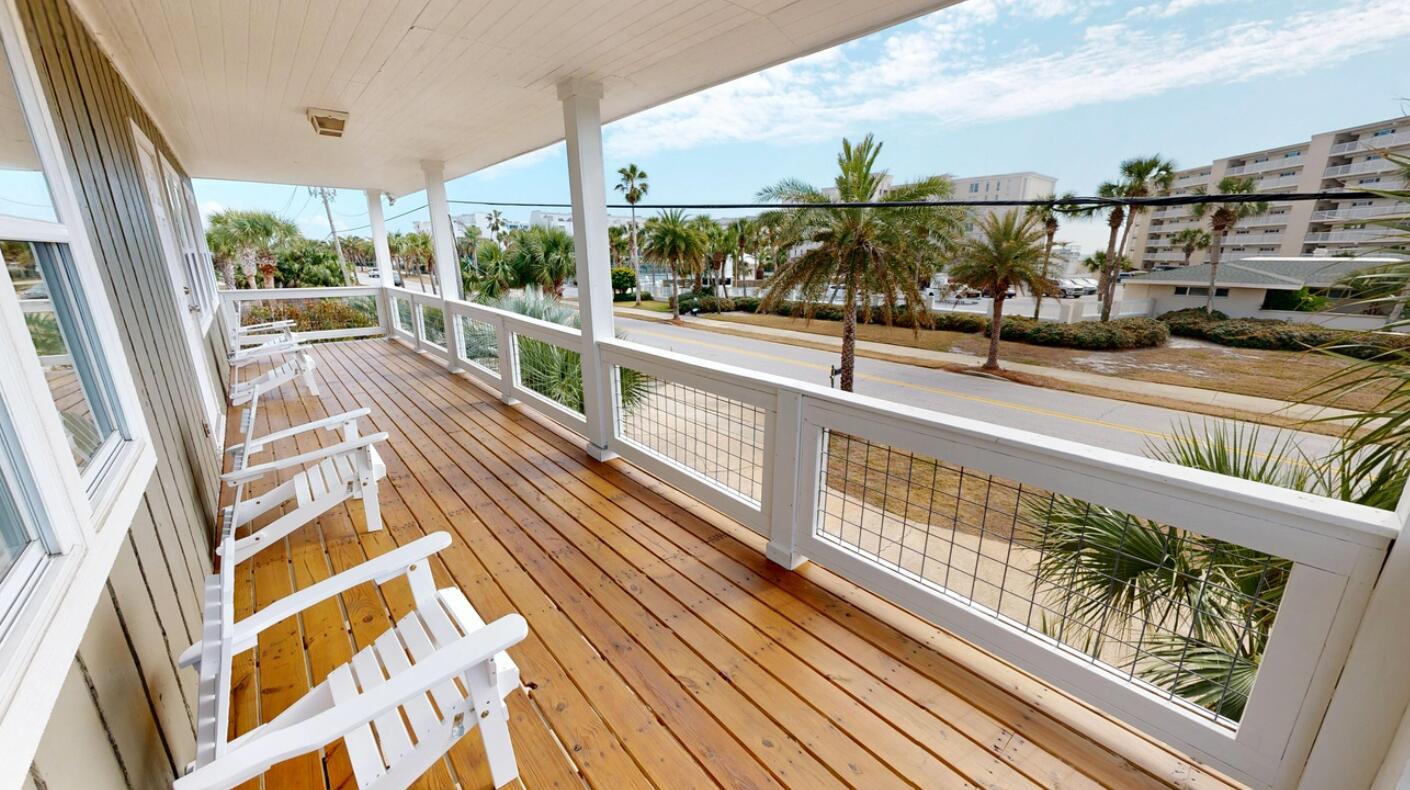 HOLIDAY ISLE - Residential