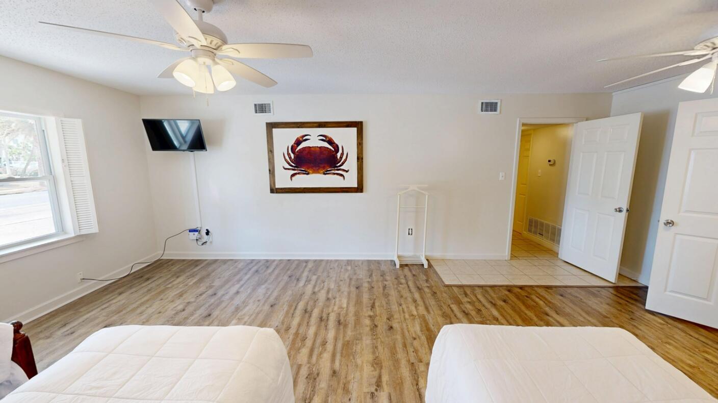 HOLIDAY ISLE - Residential