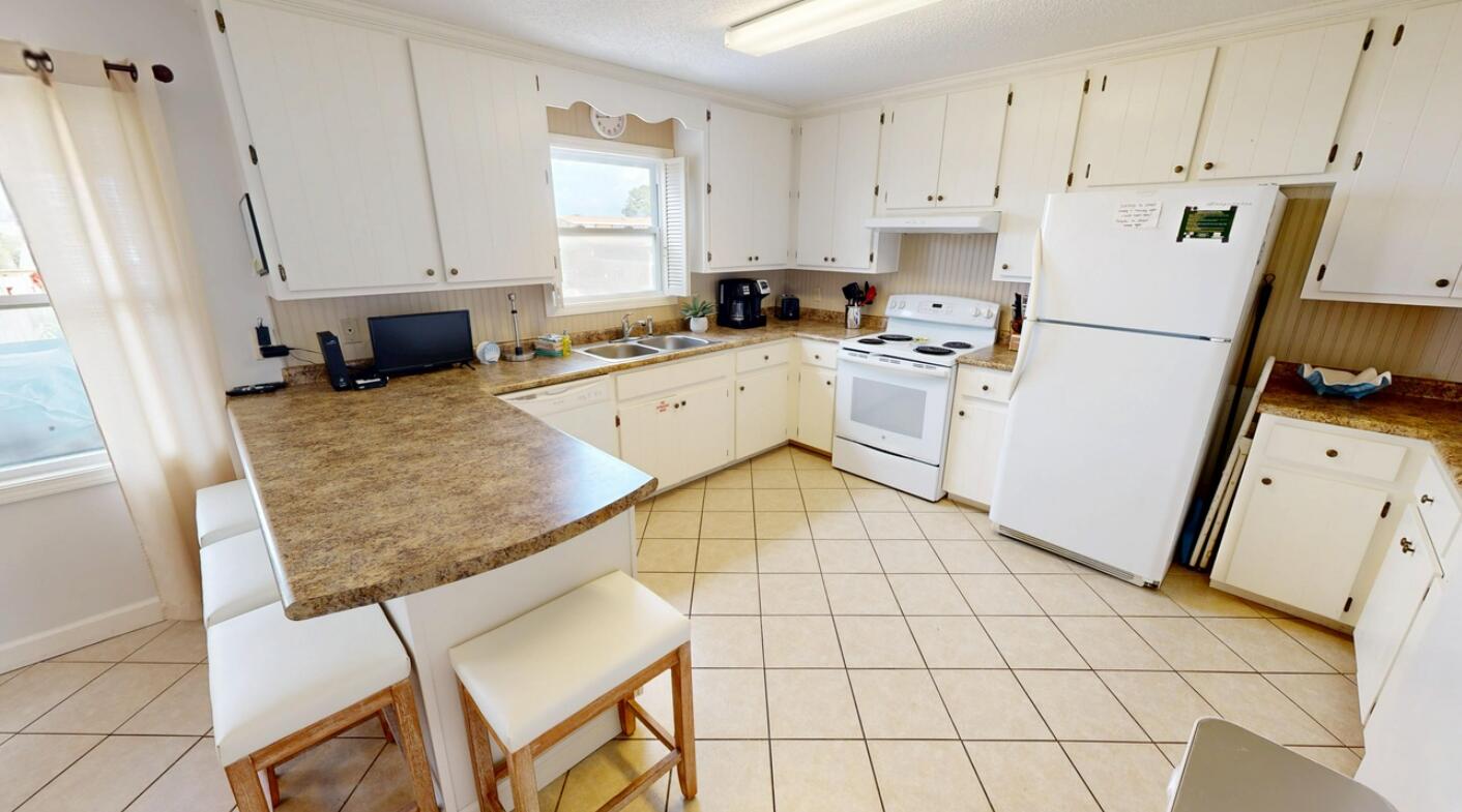 HOLIDAY ISLE - Residential