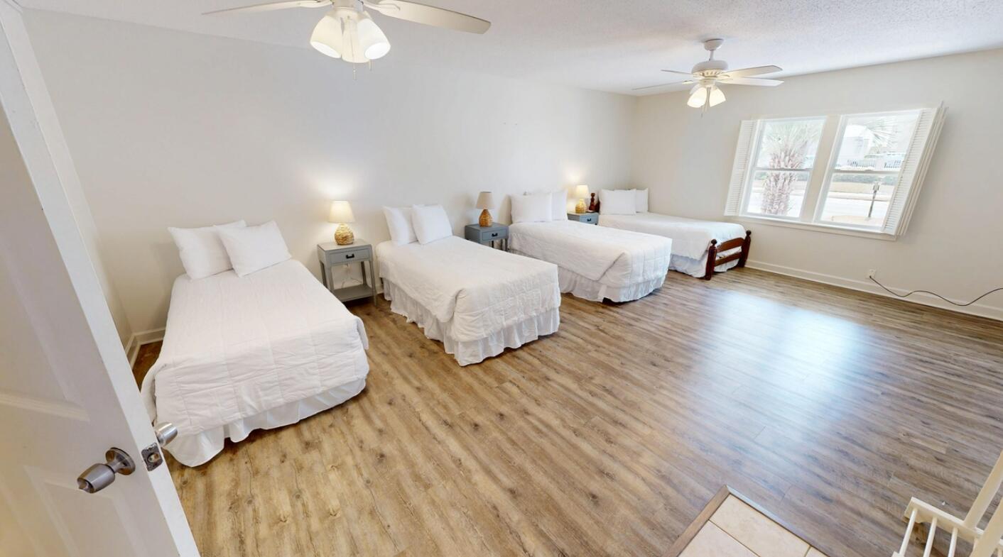 HOLIDAY ISLE - Residential