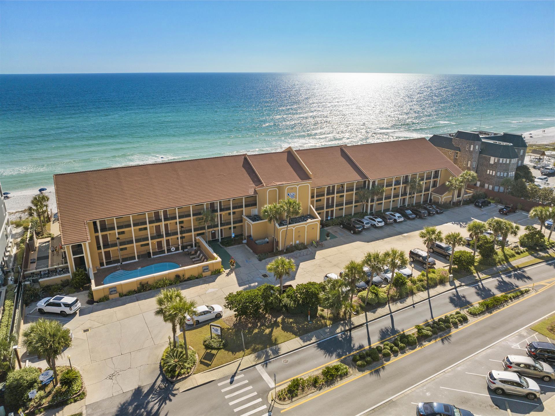 CORAL REEF CLUB PH 2 - Residential