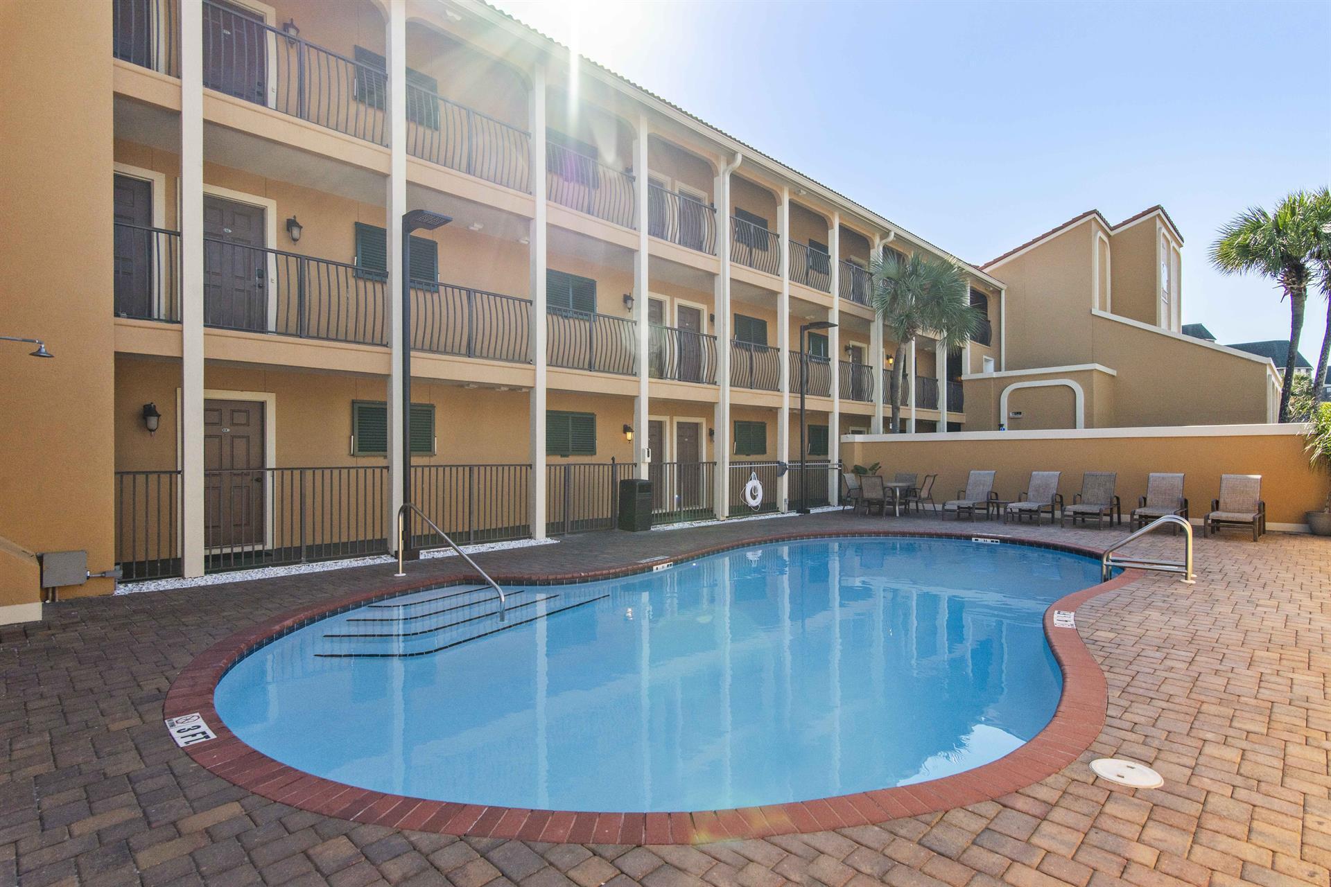 CORAL REEF CLUB PH 2 - Residential