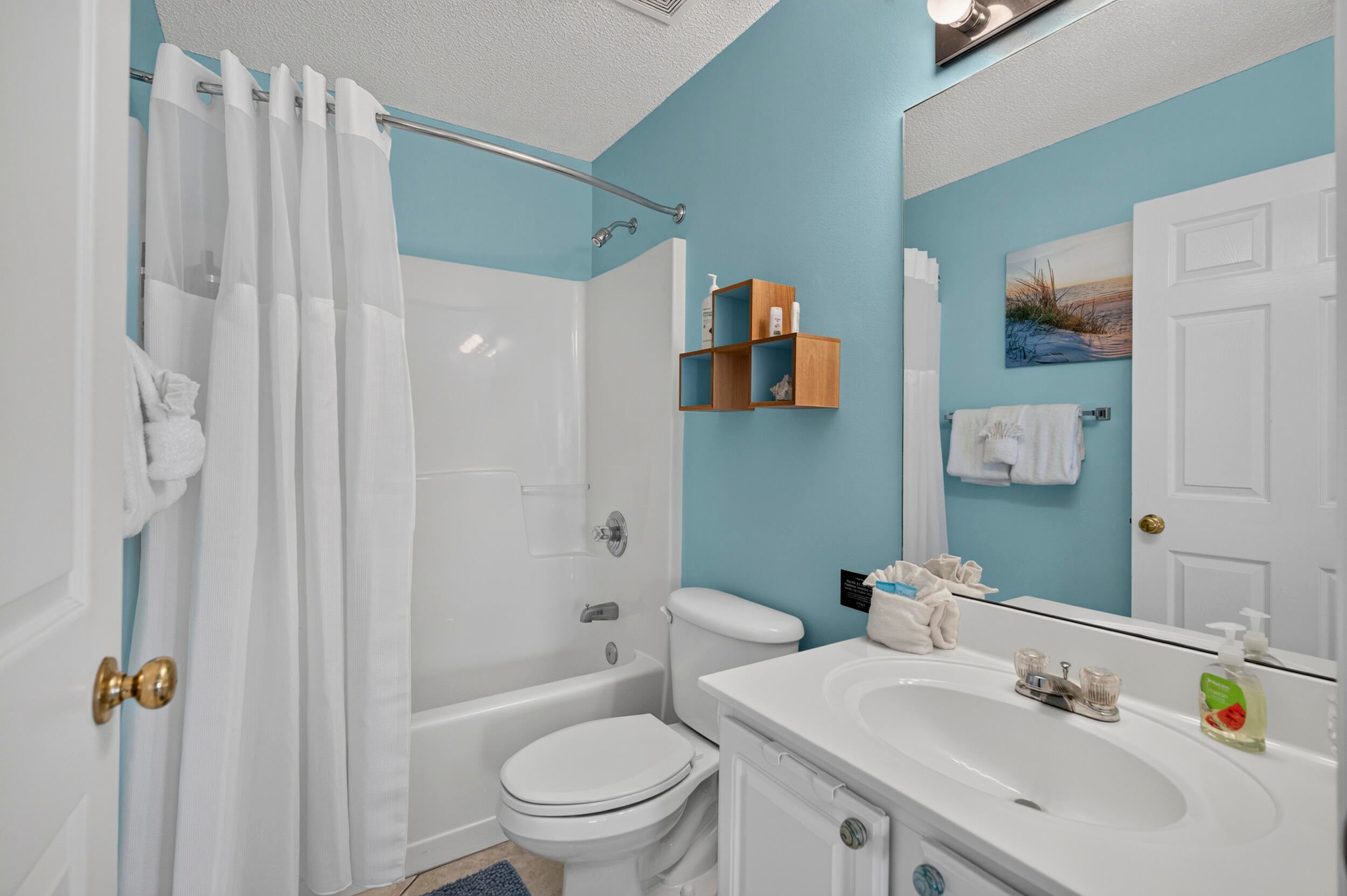 CRYSTAL VILLAGE 2 CONDO PH 3 - Residential