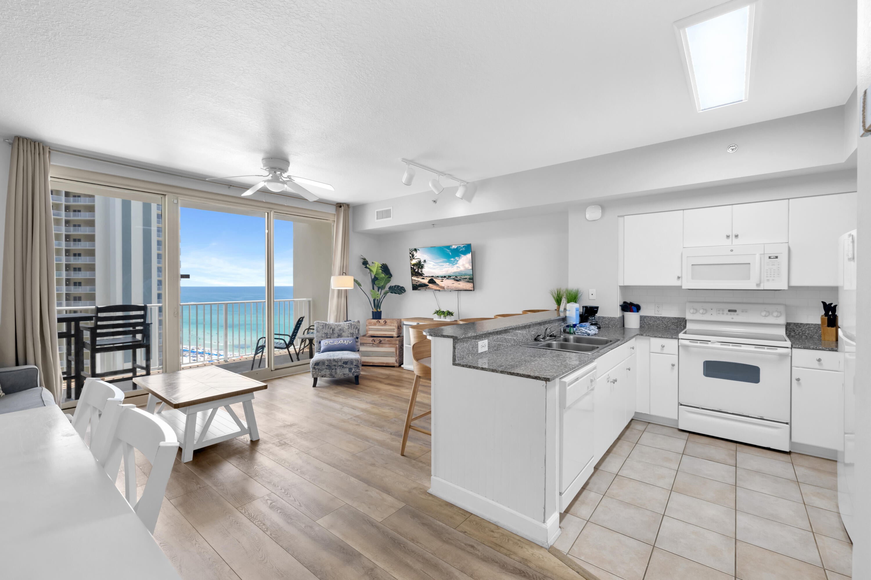 SHORES OF PANAMA - Residential