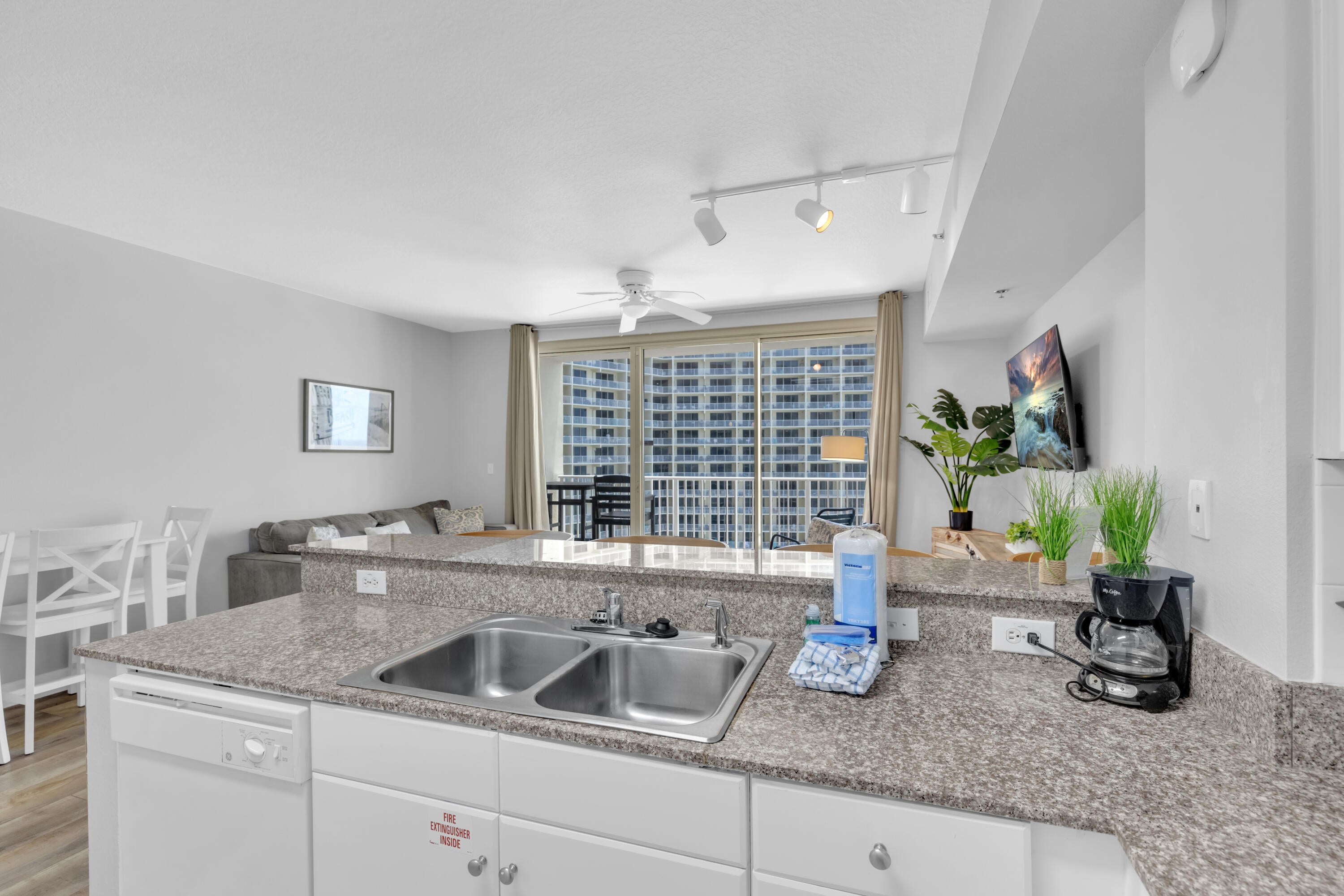 SHORES OF PANAMA - Residential