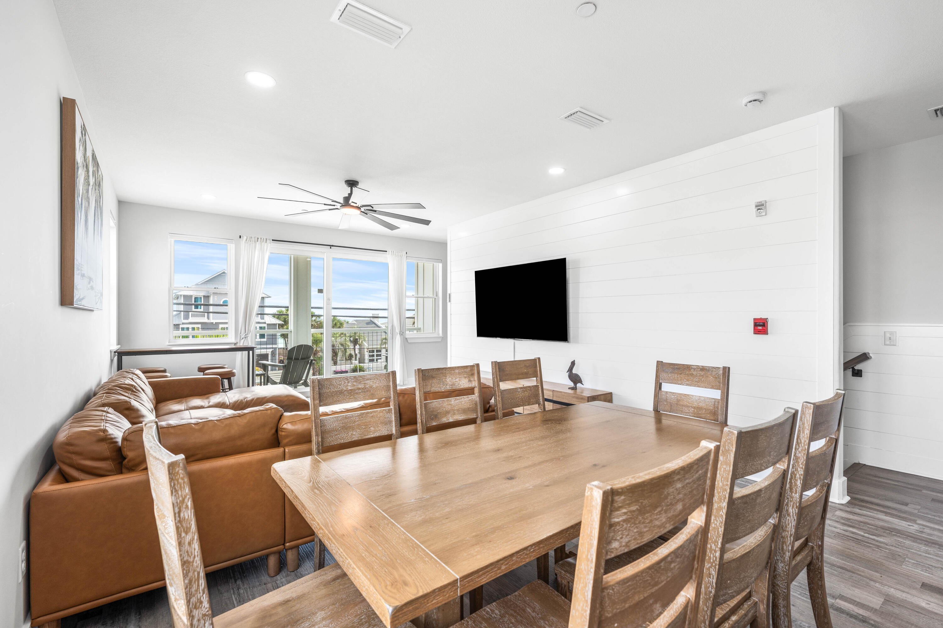 BAHAMA BEACH - Residential