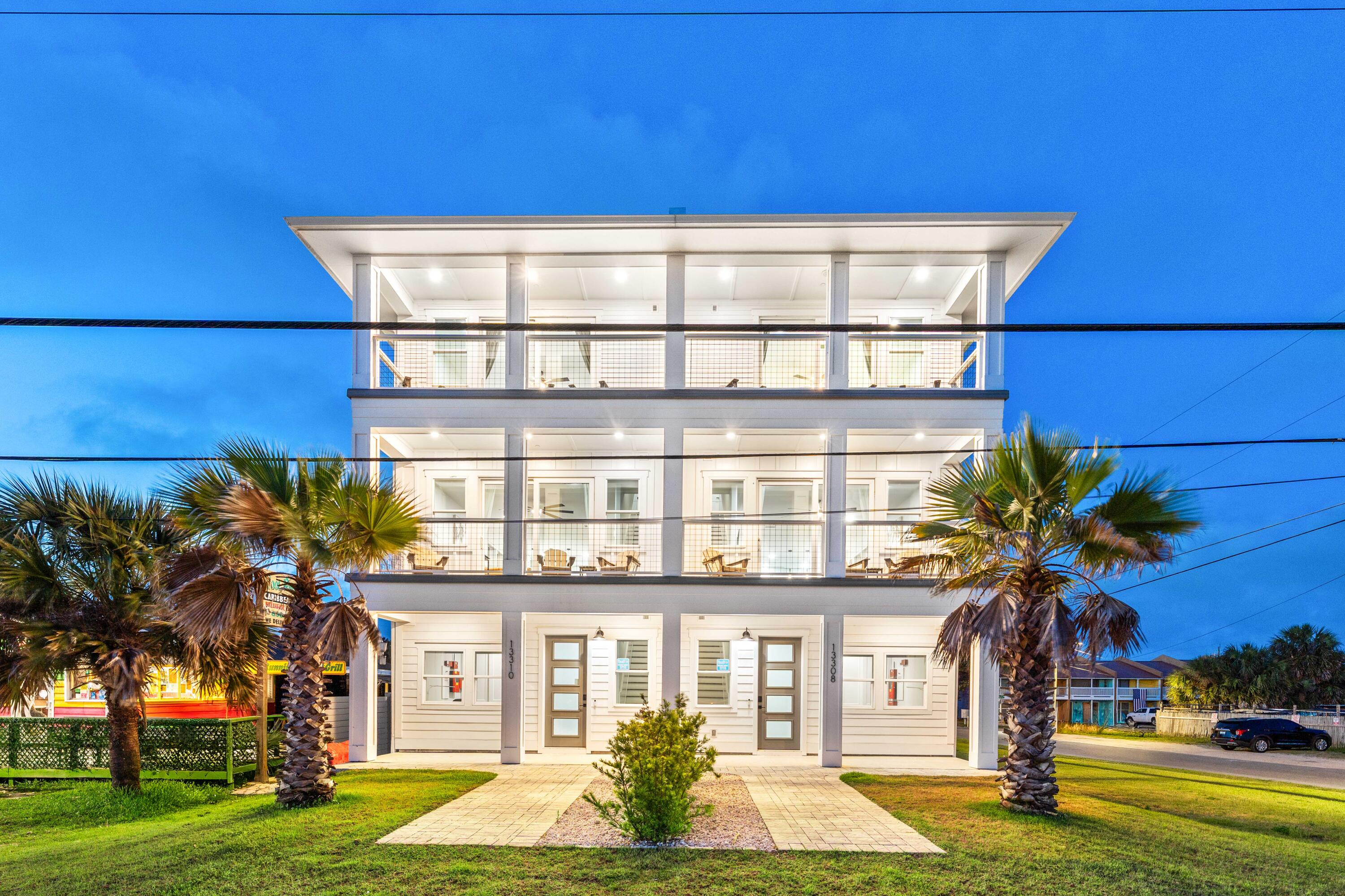 BAHAMA BEACH - Residential