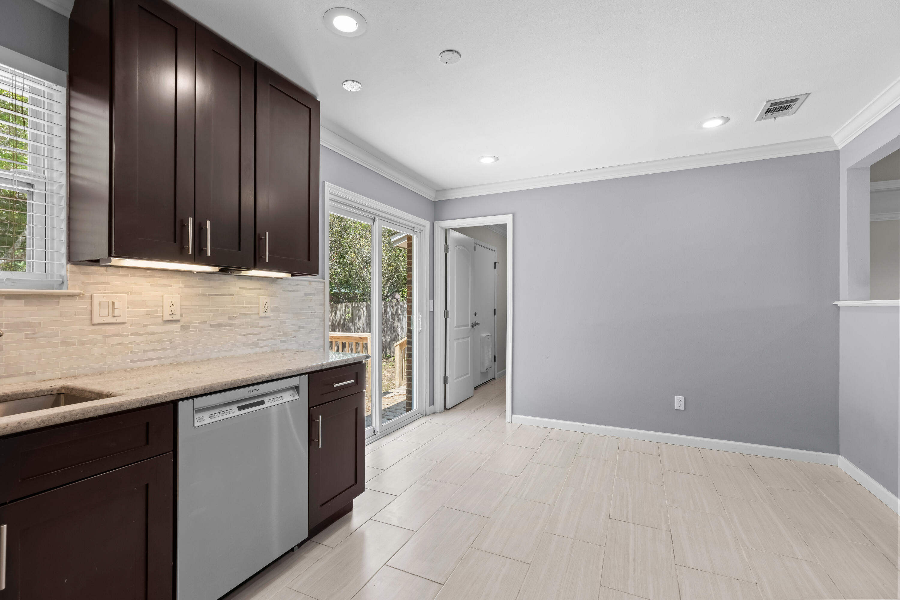 VALPARAISO PLAT 07 - Residential Lease