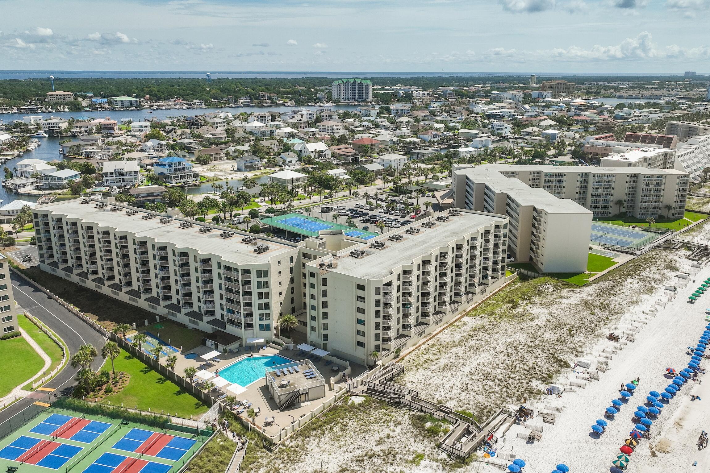 INLET REEF CLUB CONDO - Residential