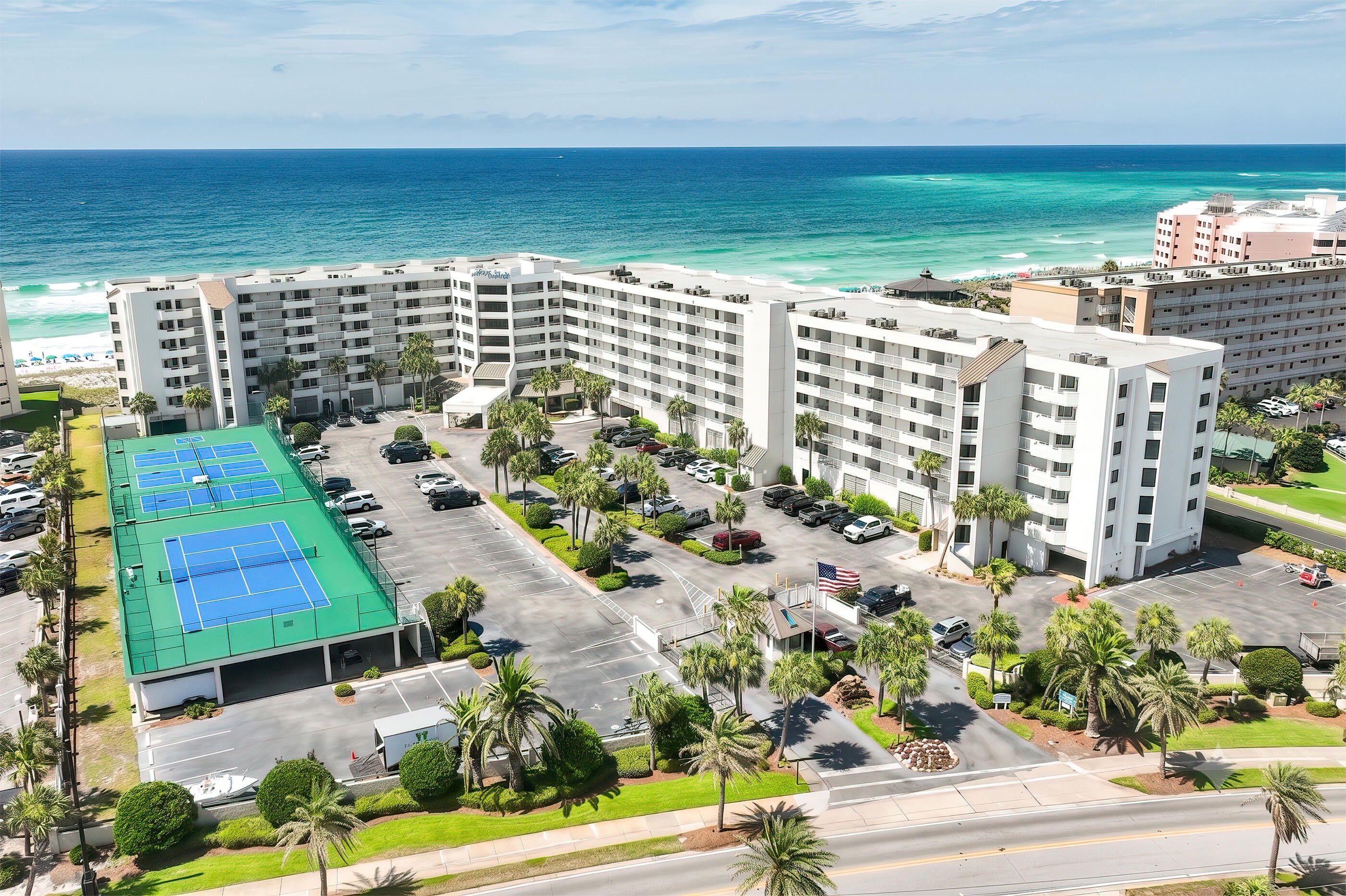 INLET REEF CLUB CONDO - Residential