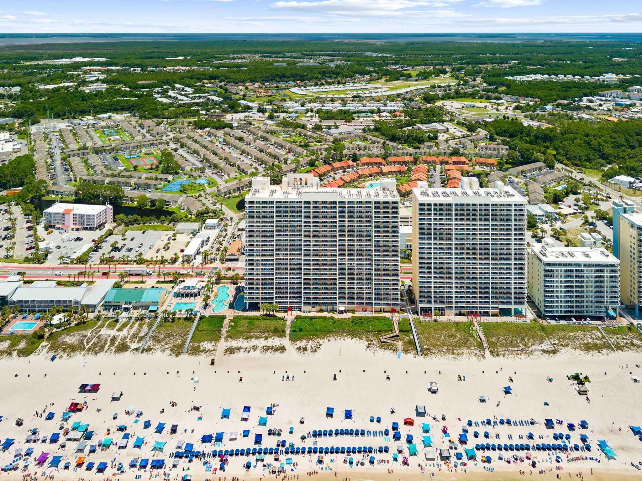 MAJESTIC BEACH TOWERS I - Residential