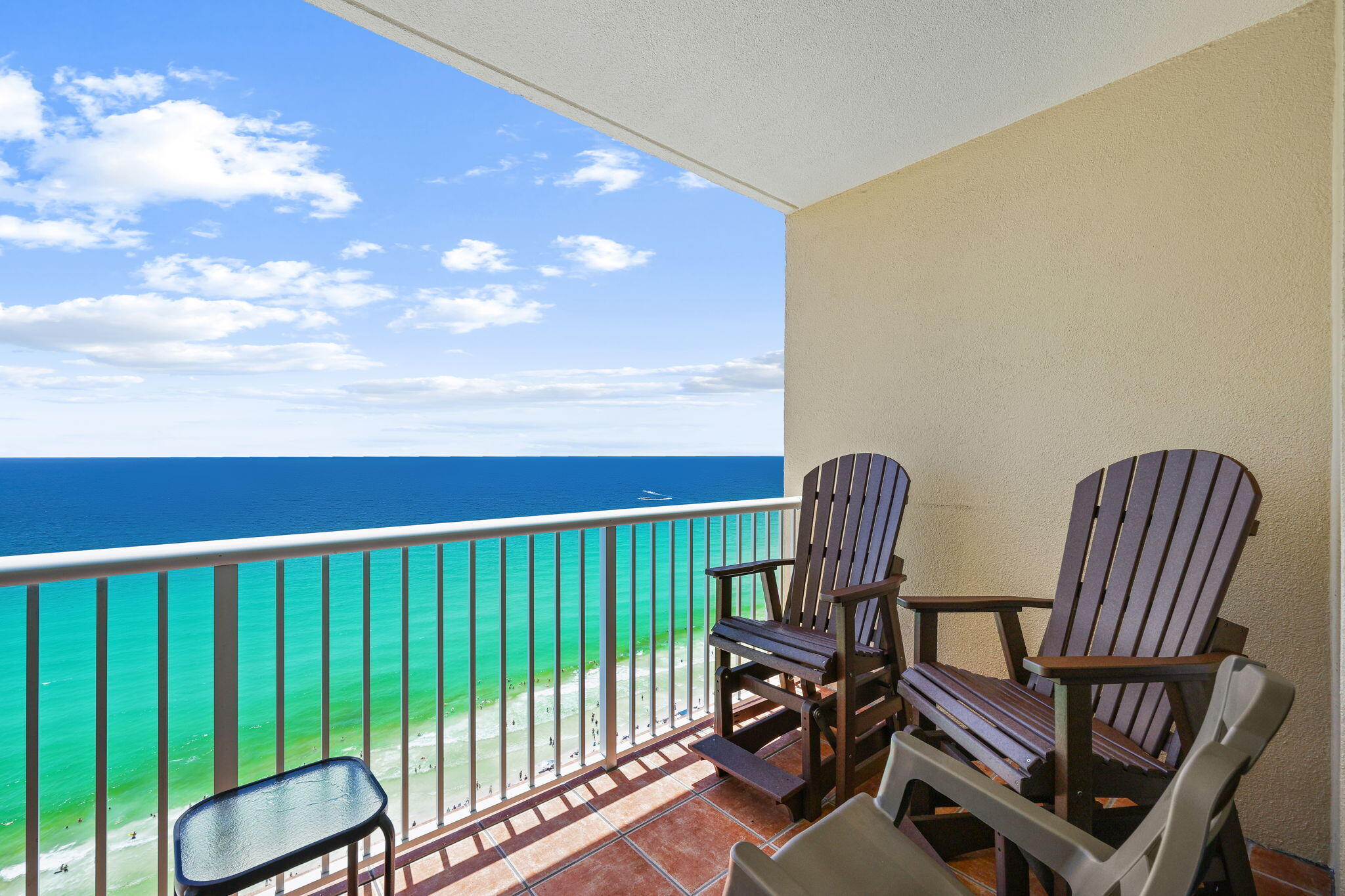 MAJESTIC BEACH TOWERS I - Residential