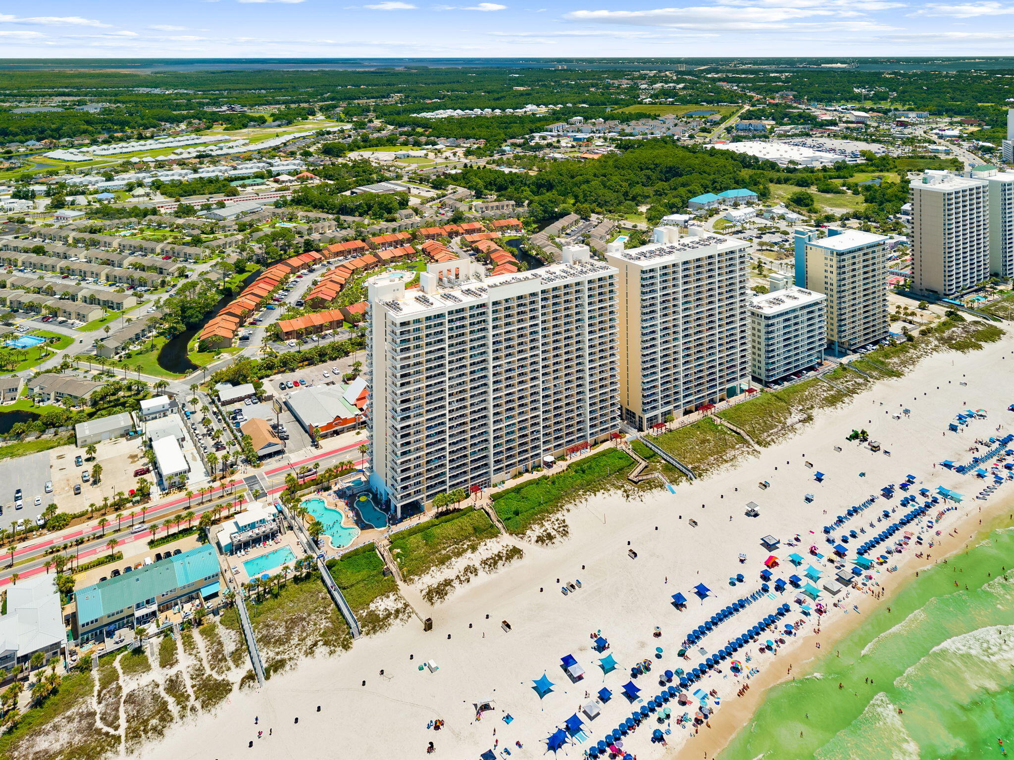 MAJESTIC BEACH TOWERS I - Residential