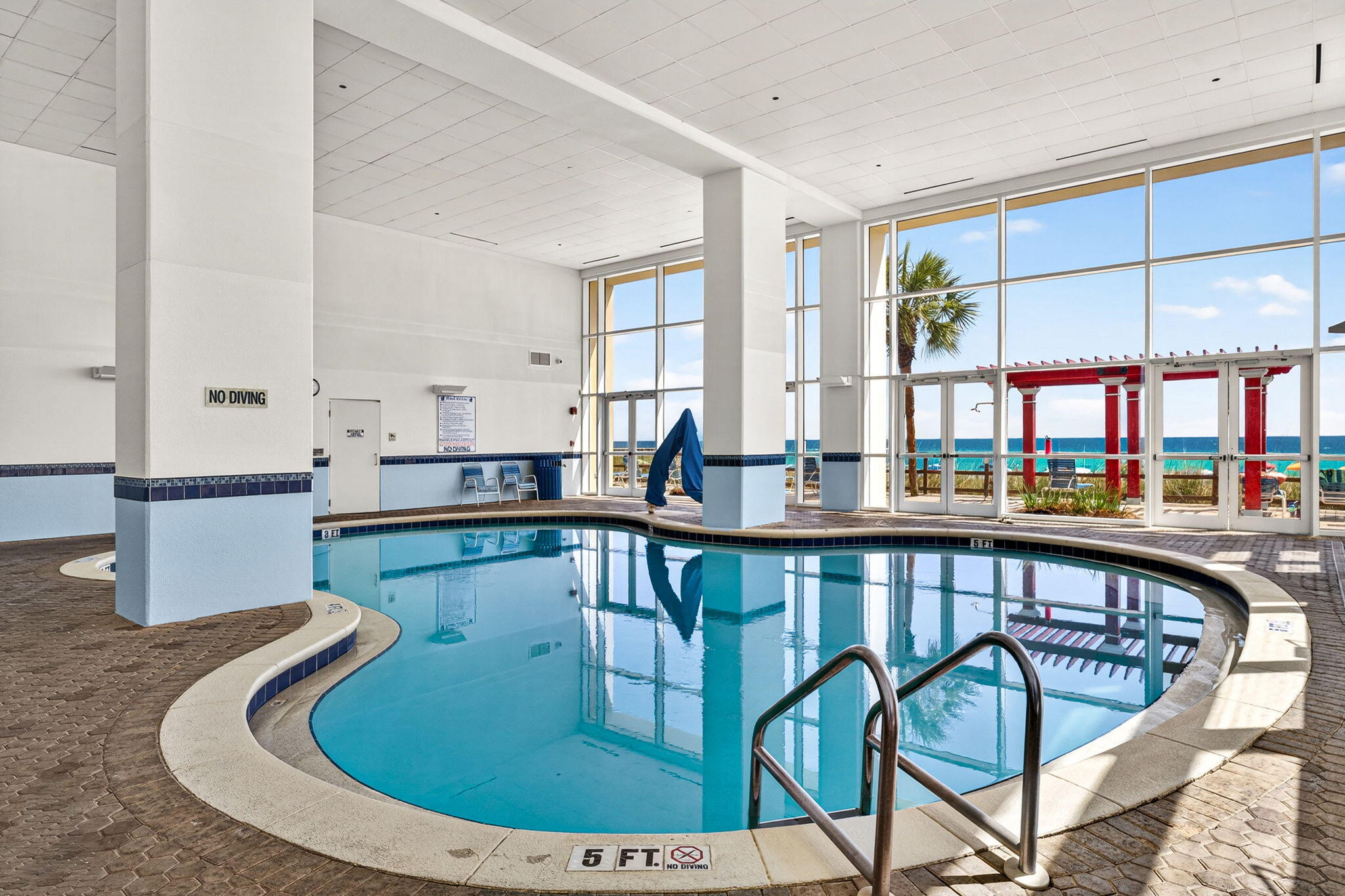 MAJESTIC BEACH TOWERS I - Residential
