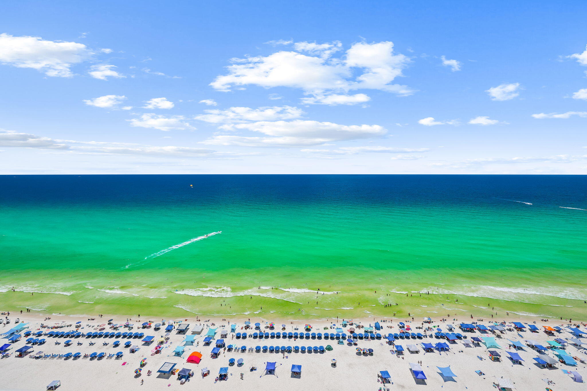 MAJESTIC BEACH TOWERS I - Residential