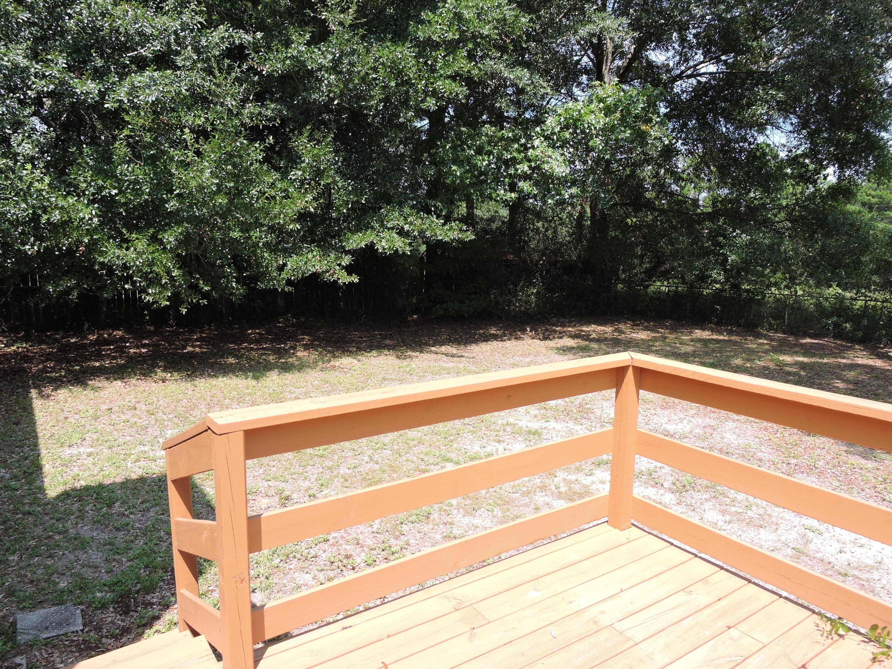 COUNTRYVIEW ESTATES 1ST ADDN - Residential Lease