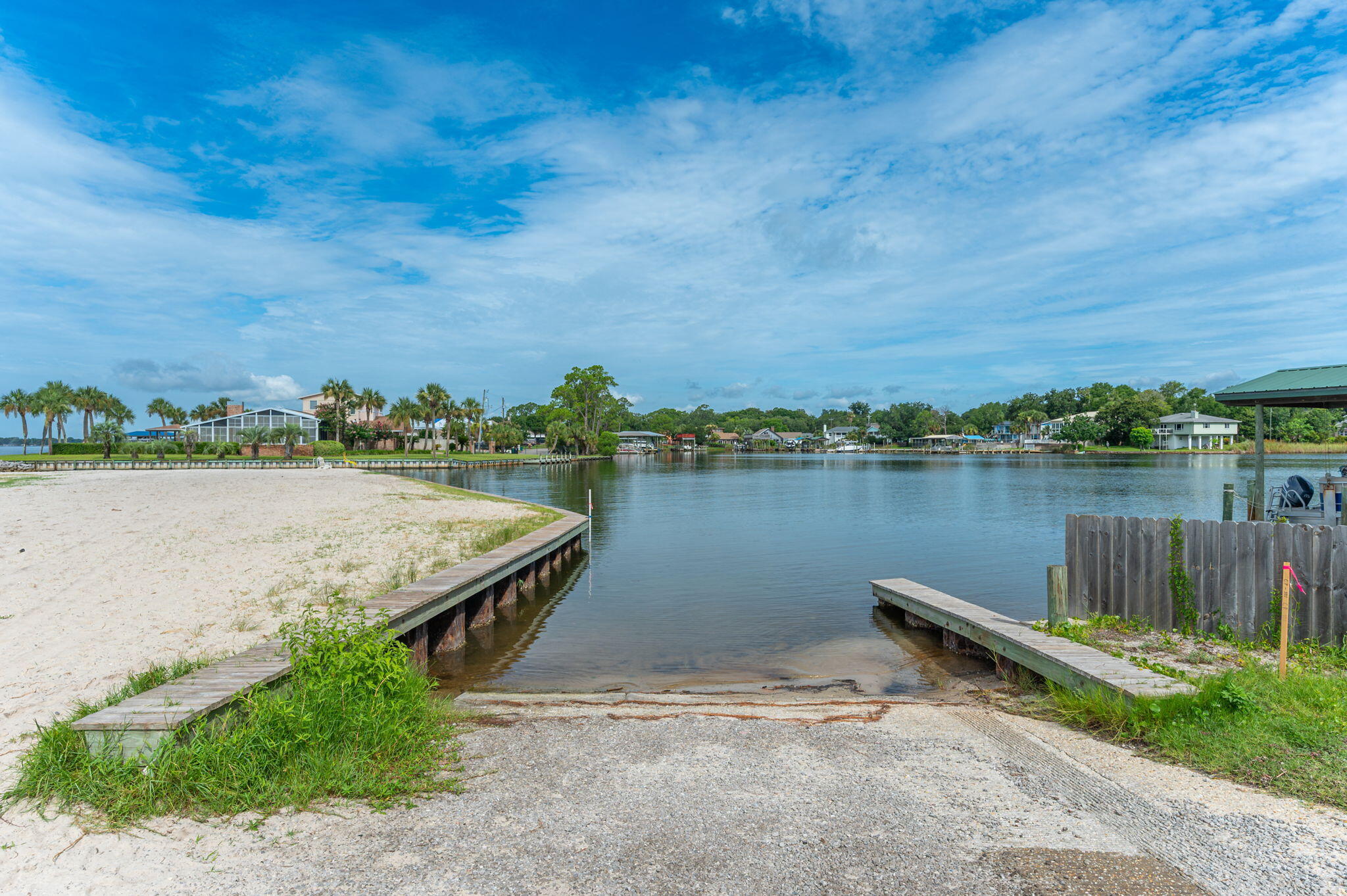LAKE POINTE - Residential