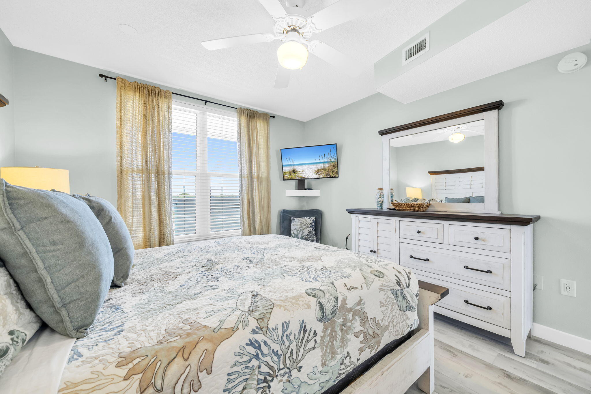 The Palms, a Condominium - Residential