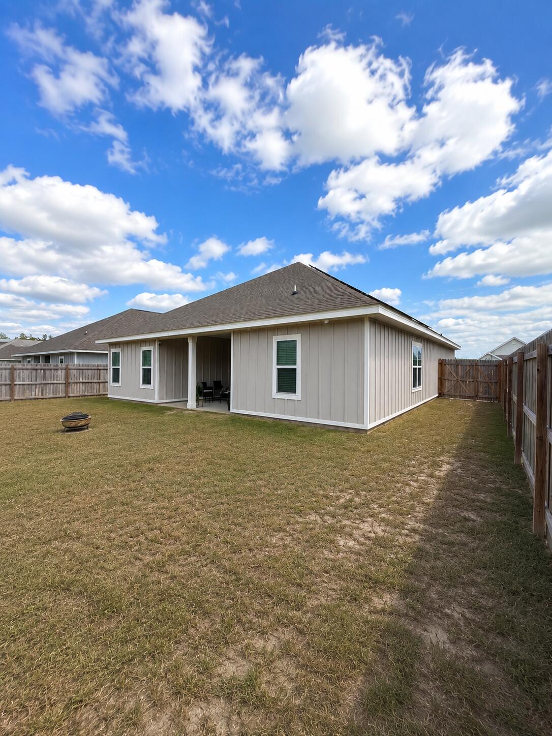 SHOAL RIVER LANDING PHASE 2A - Residential Lease