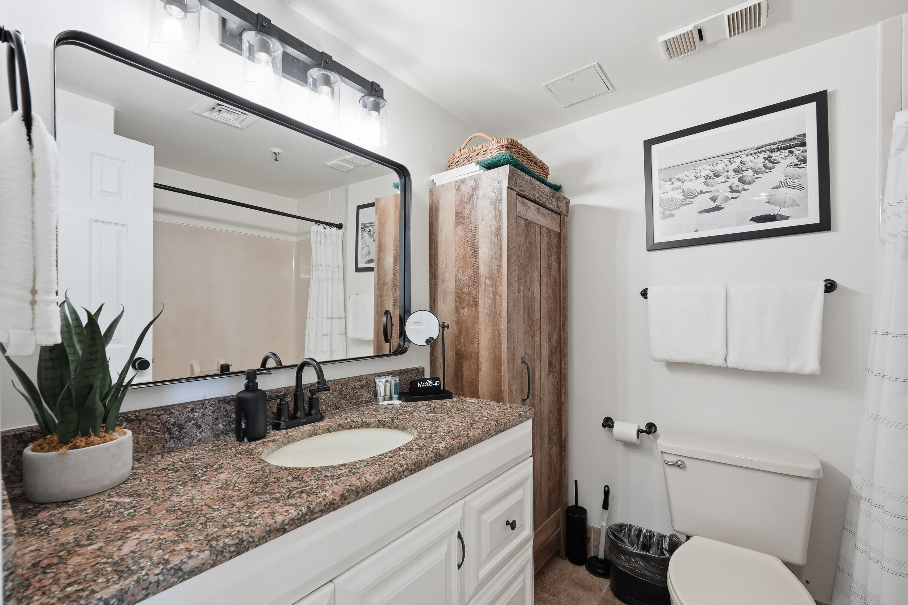 PIRATES BAY PH 1 - Residential