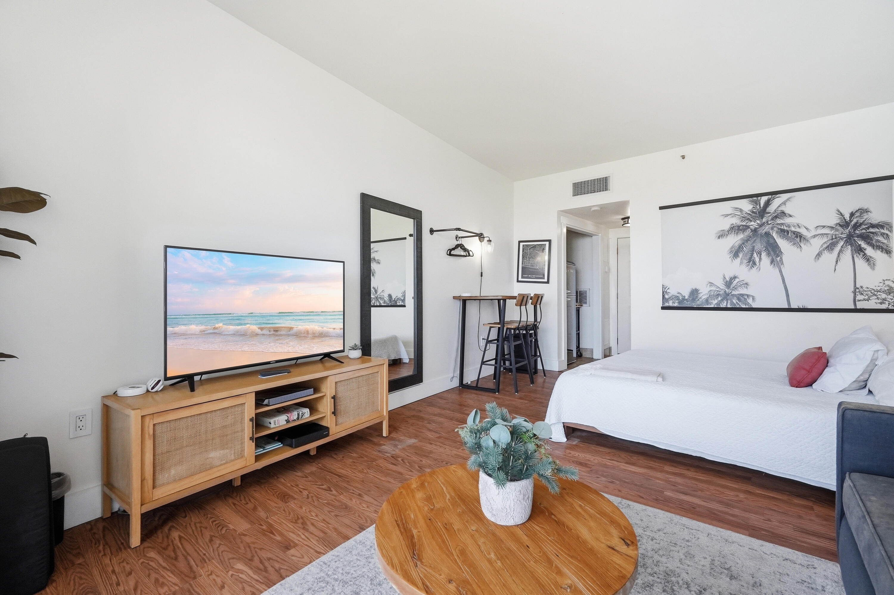 PIRATES BAY PH 1 - Residential