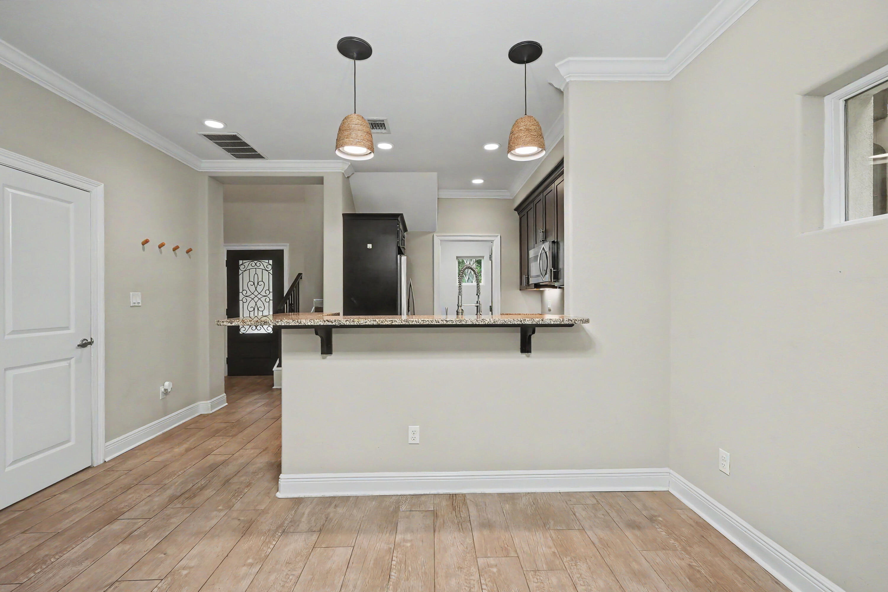 SOUNDVIEW - Residential Lease