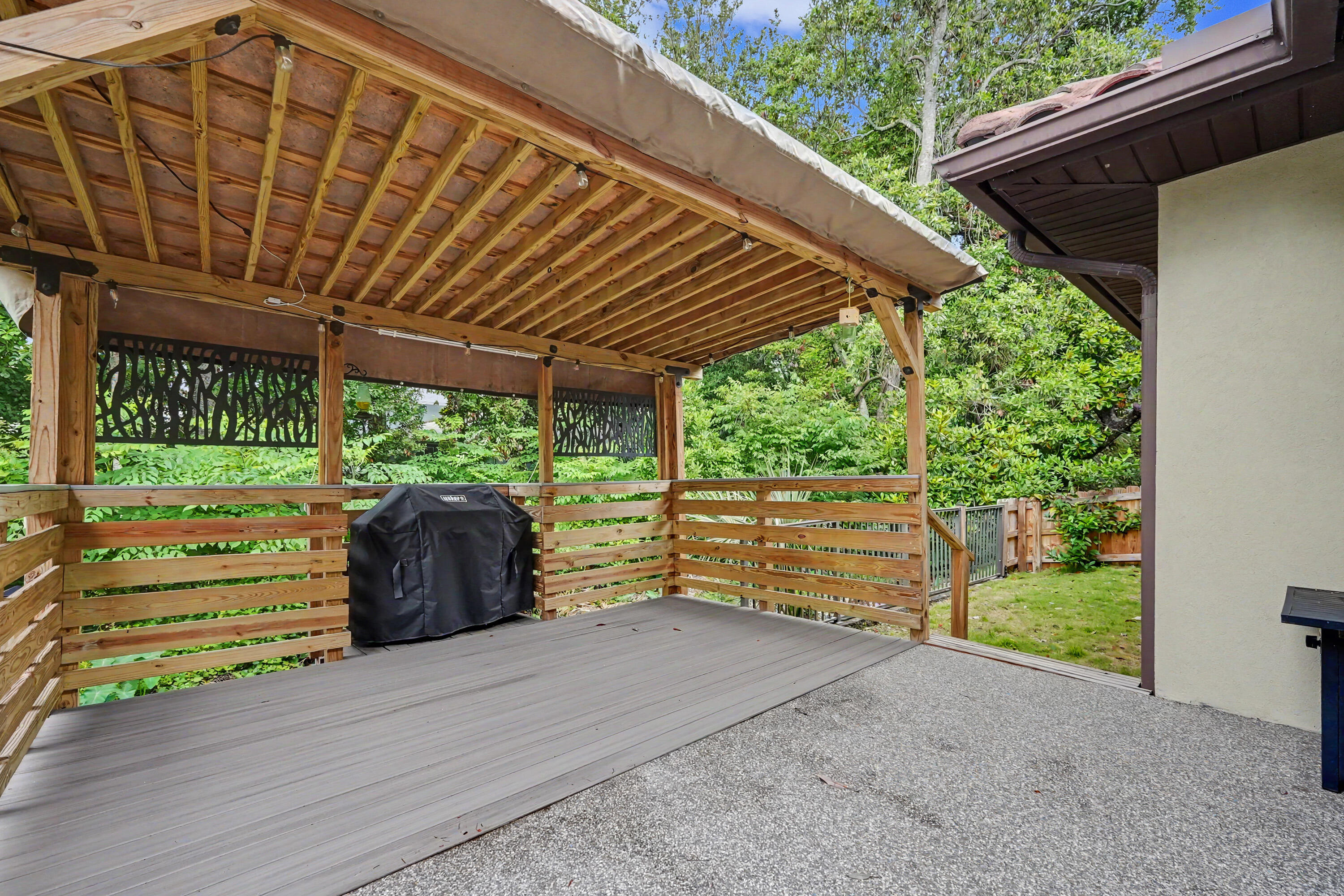 SOUNDVIEW - Residential Lease