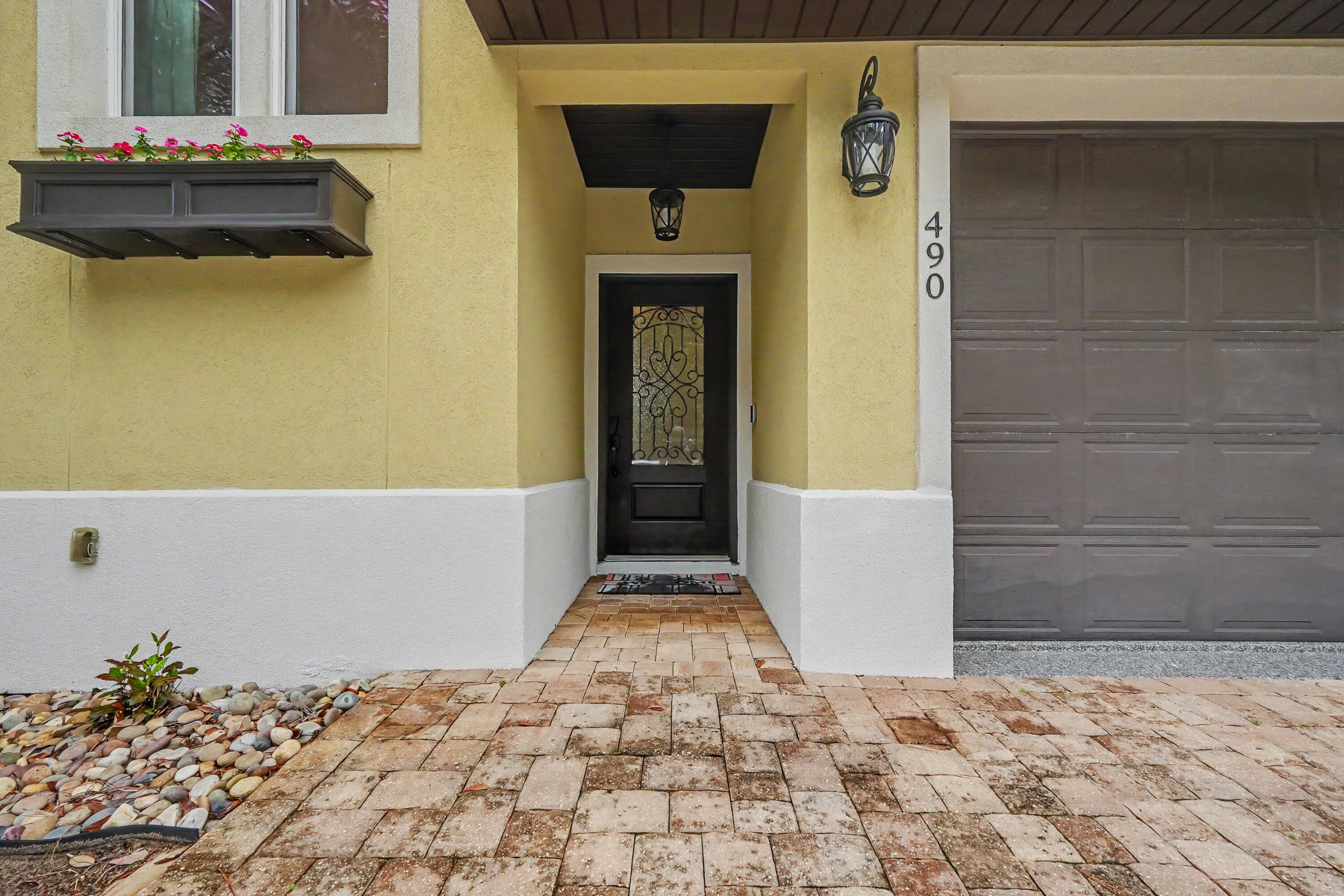 SOUNDVIEW - Residential Lease