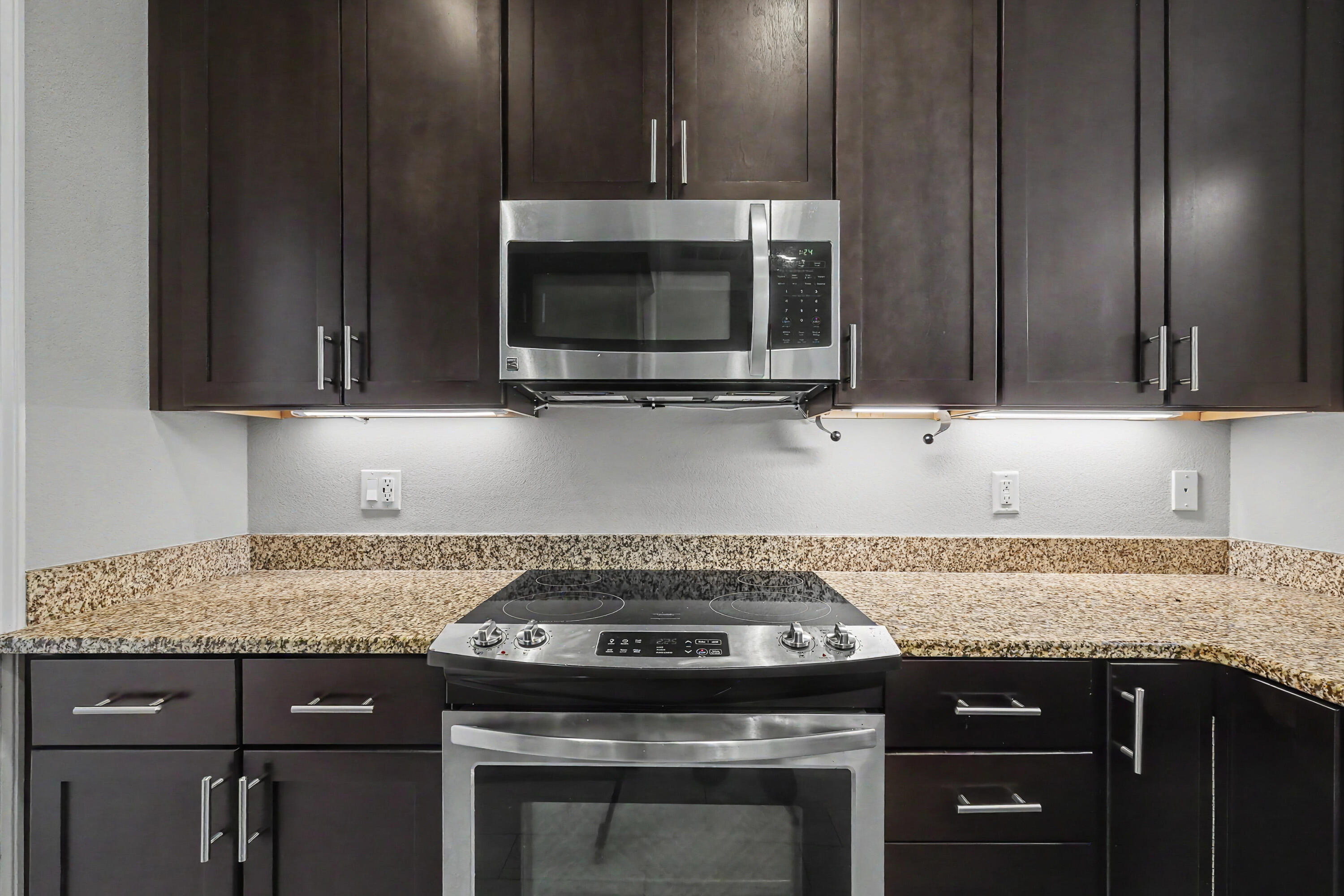 SOUNDVIEW - Residential Lease