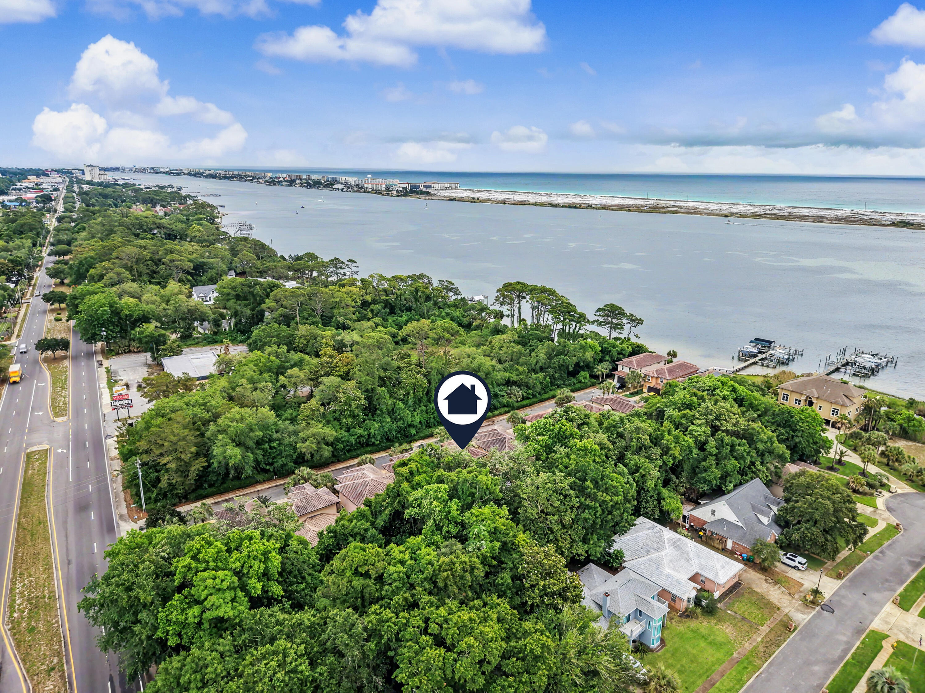 SOUNDVIEW - Residential Lease