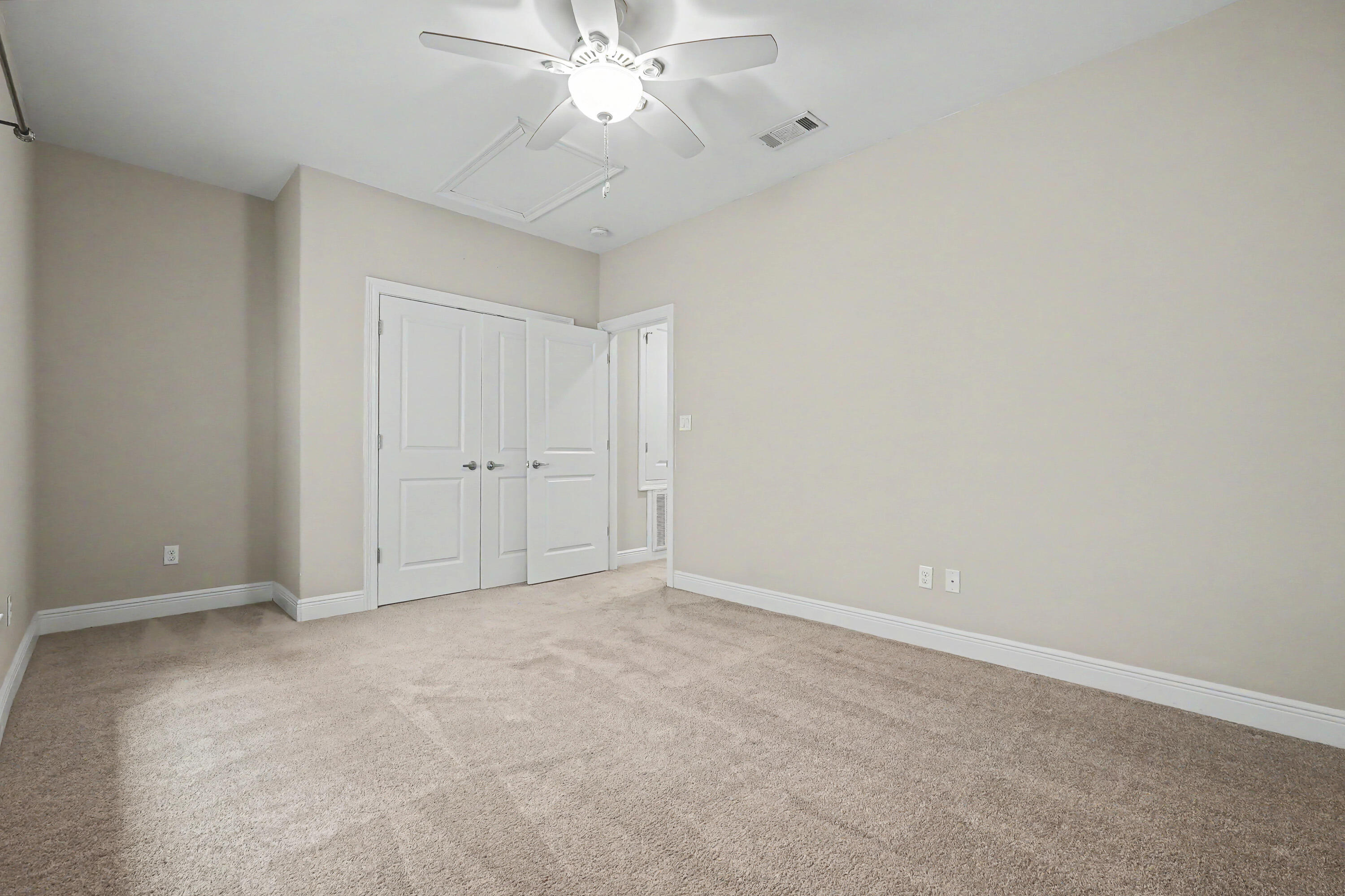 SOUNDVIEW - Residential Lease