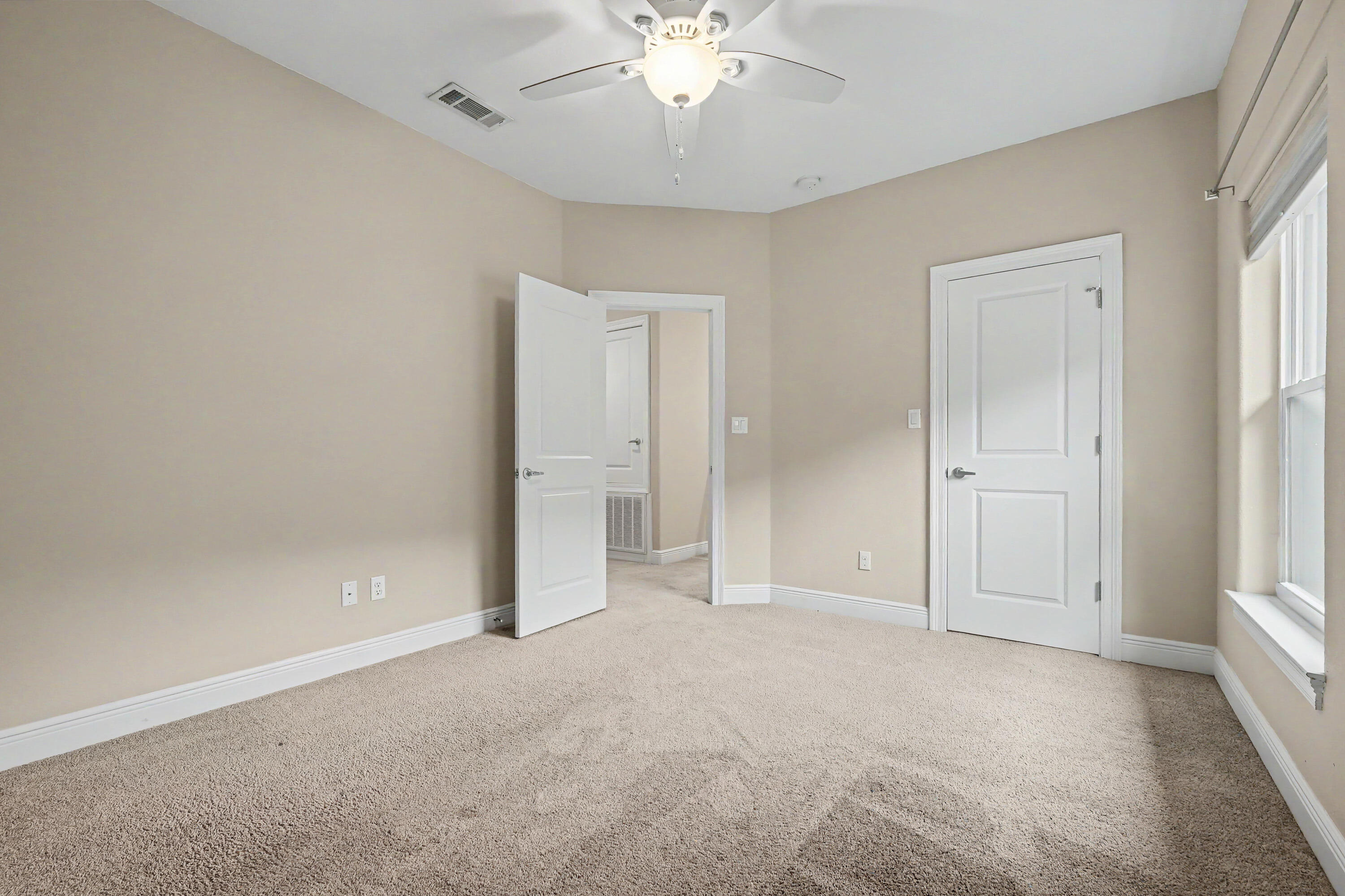 SOUNDVIEW - Residential Lease
