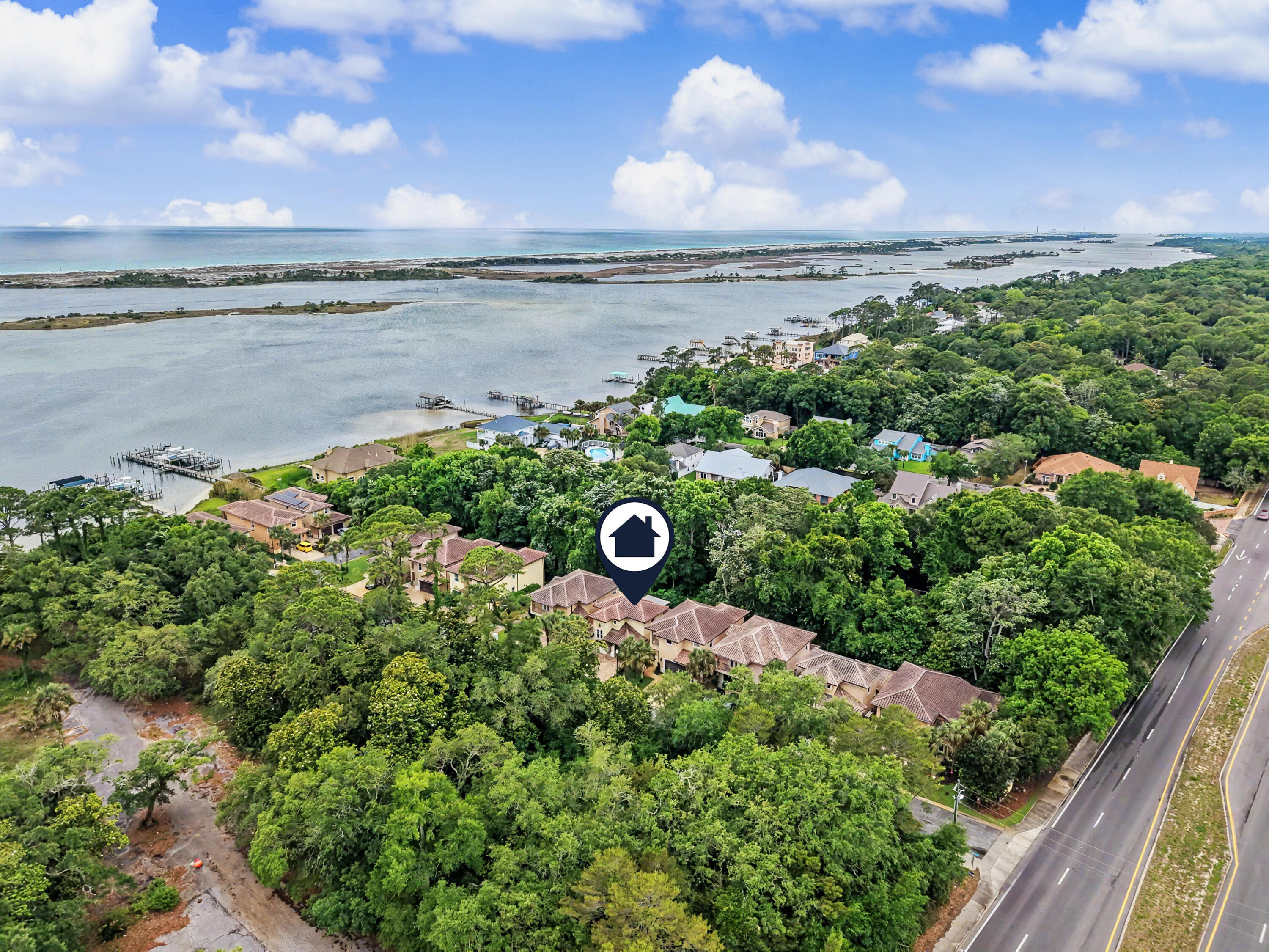 SOUNDVIEW - Residential Lease