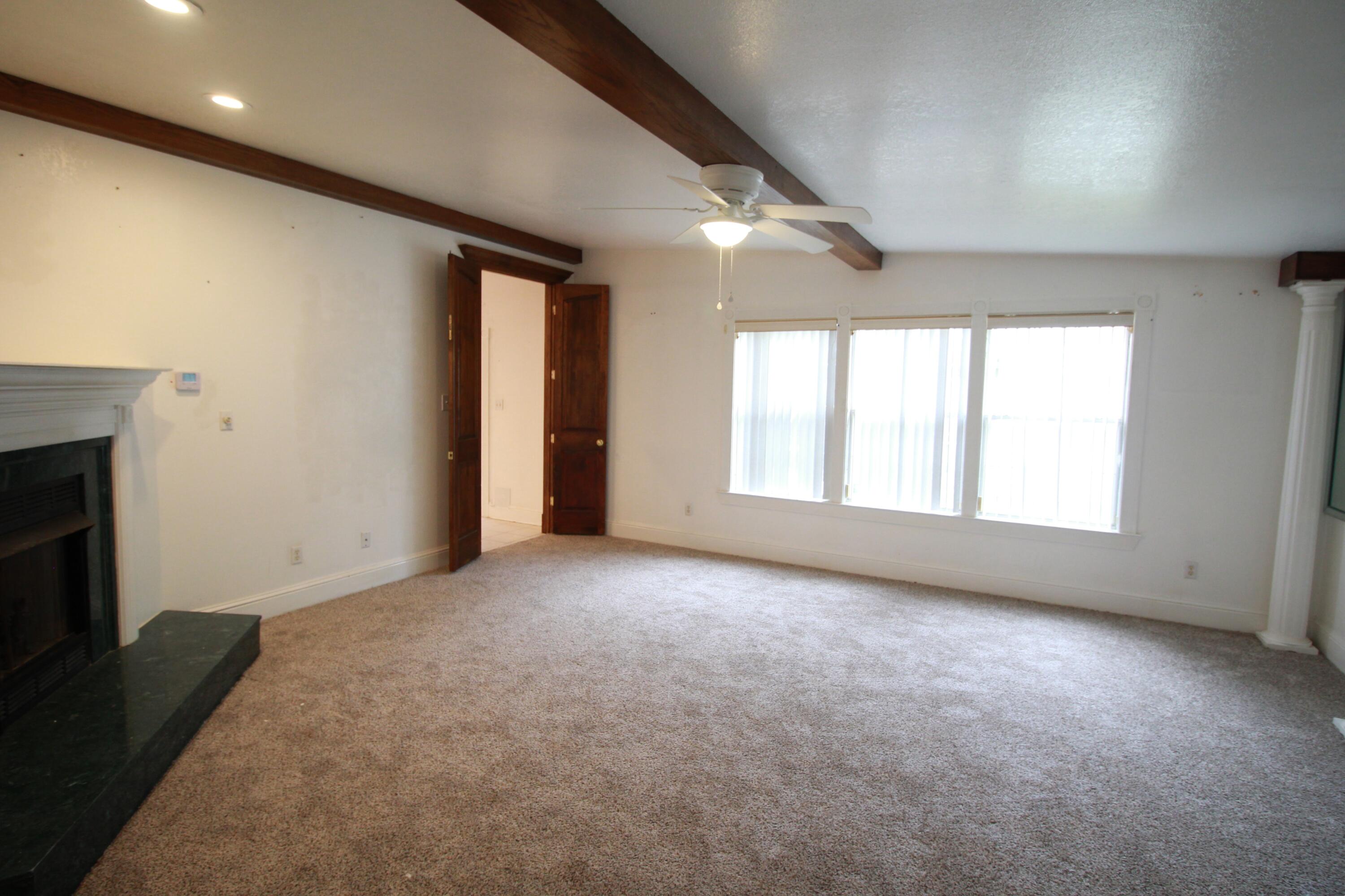 GARNIERS BEACH 2ND - Residential