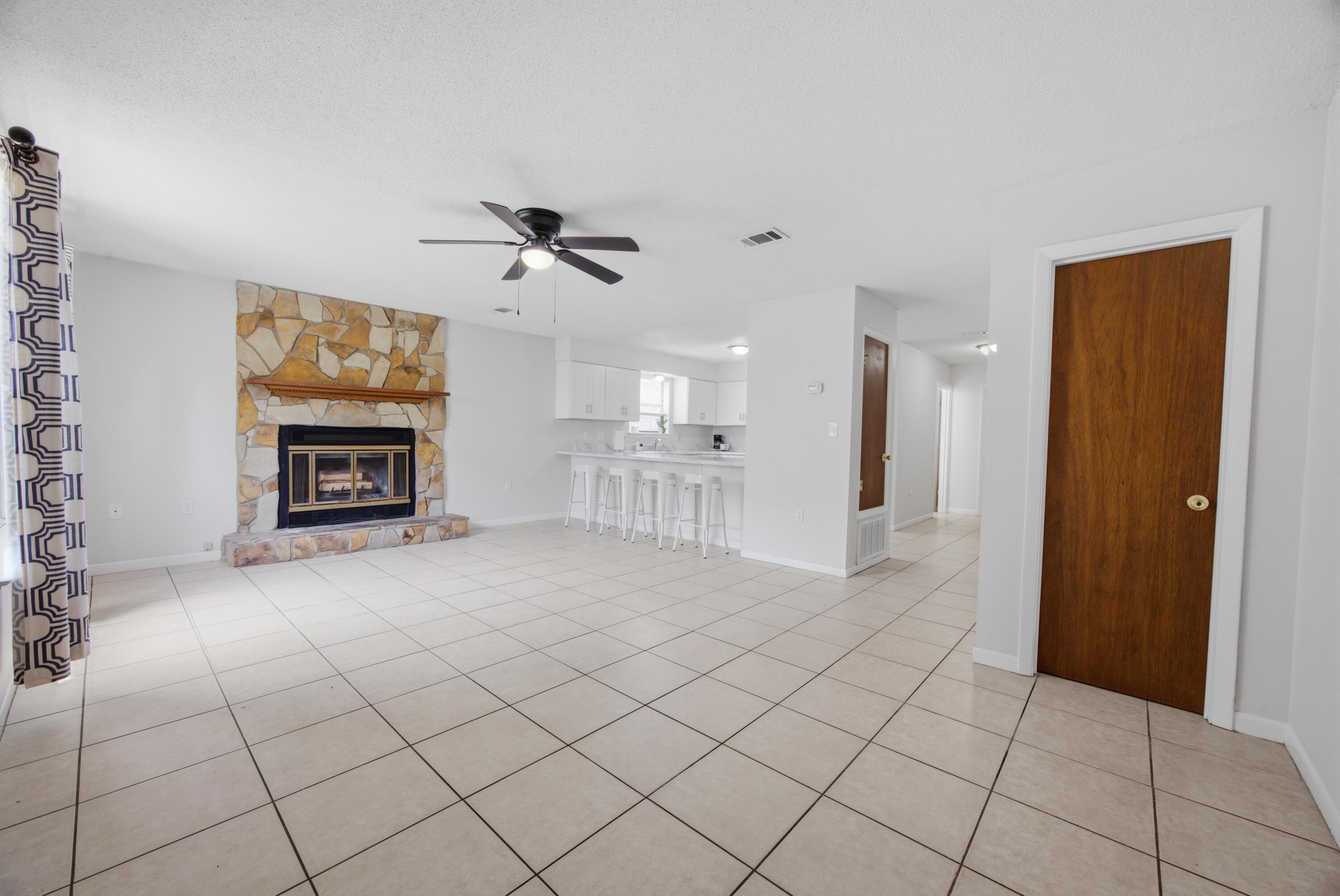 SHANGRA WOODS - Residential