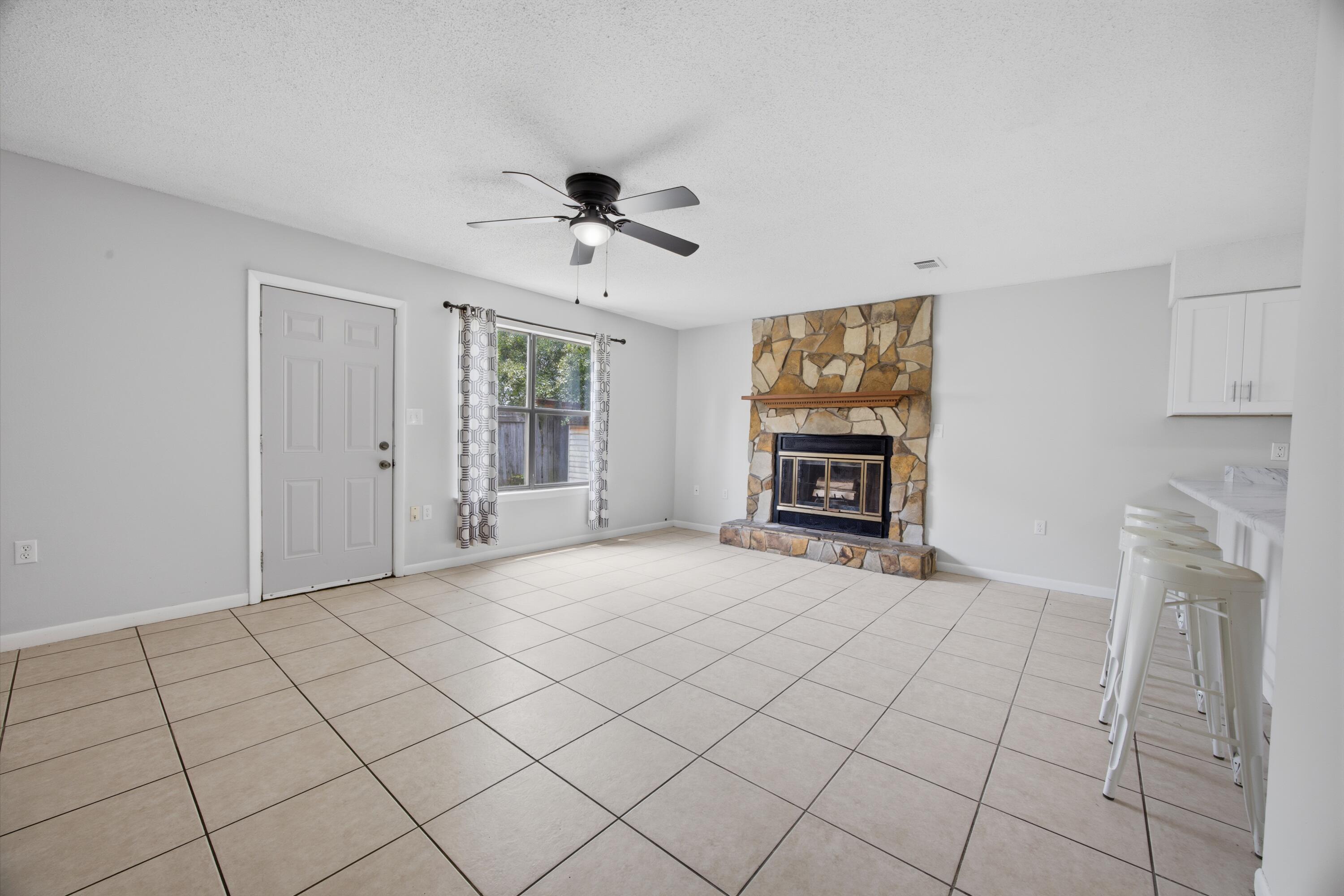 SHANGRA WOODS - Residential
