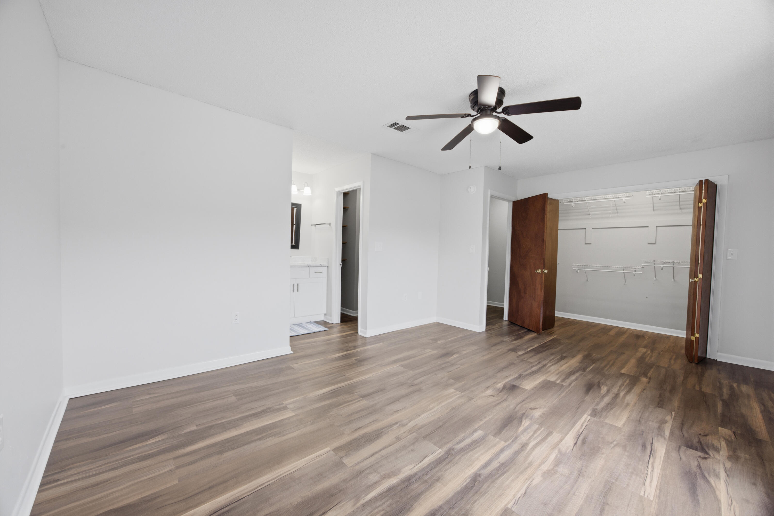 SHANGRA WOODS - Residential