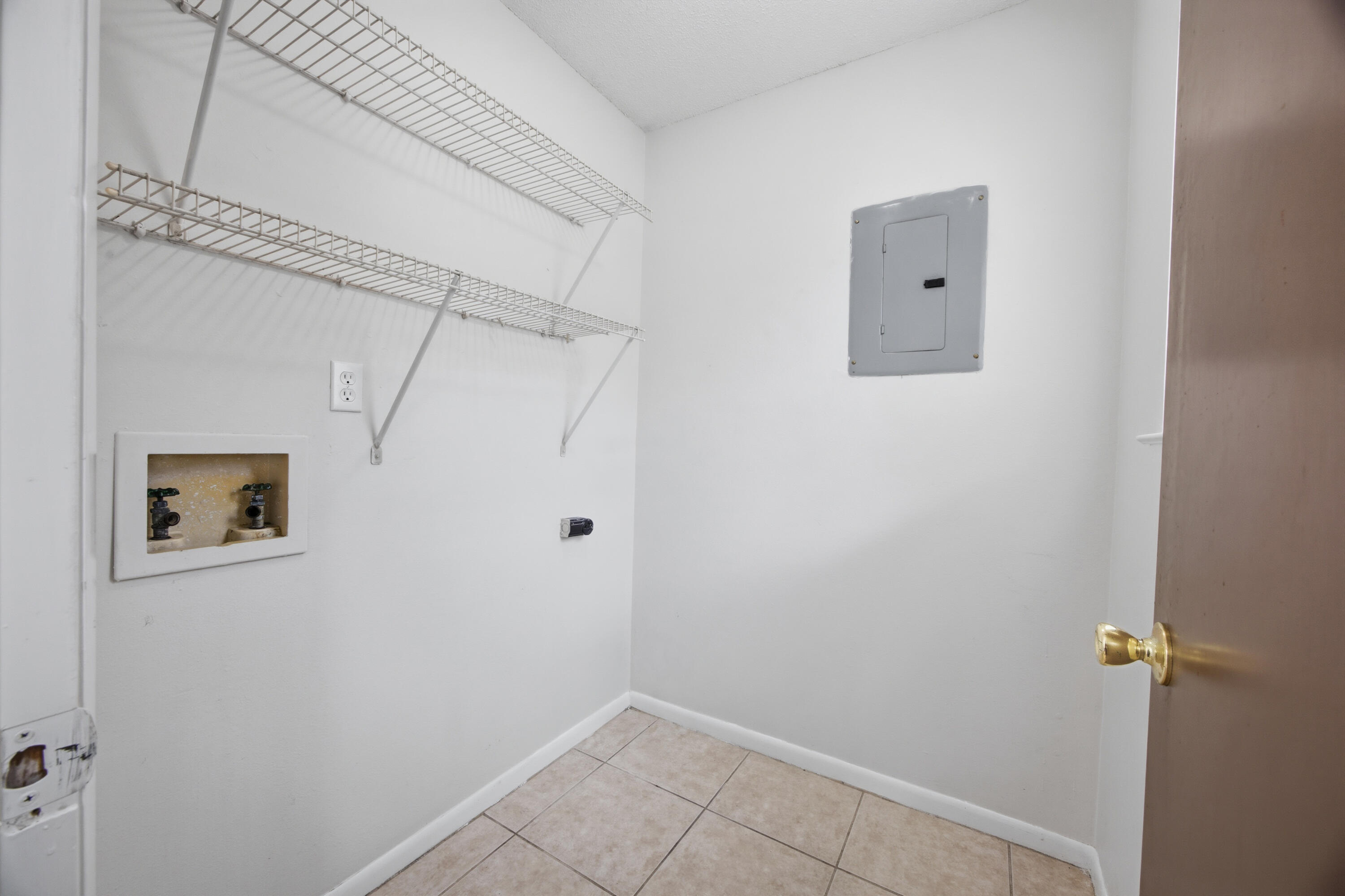SHANGRA WOODS - Residential