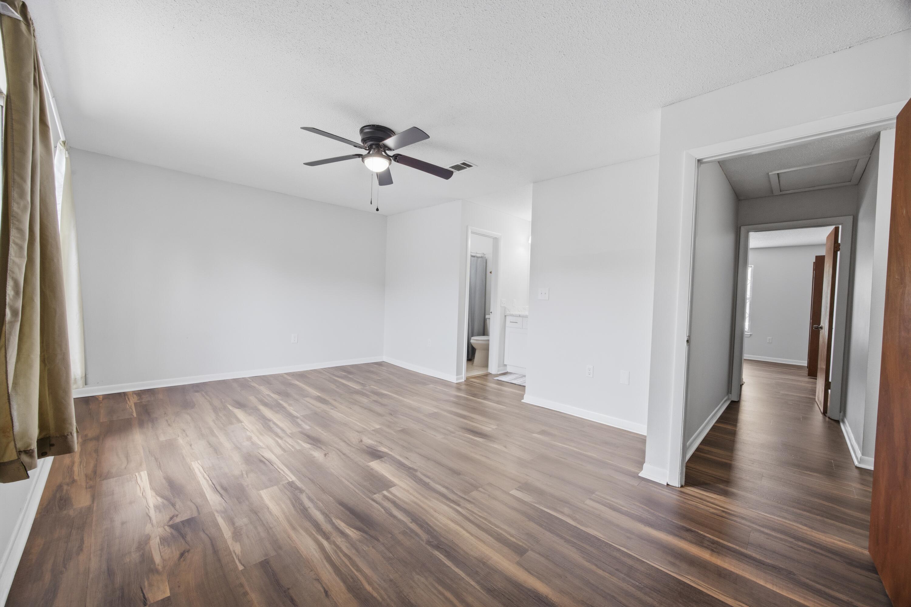 SHANGRA WOODS - Residential